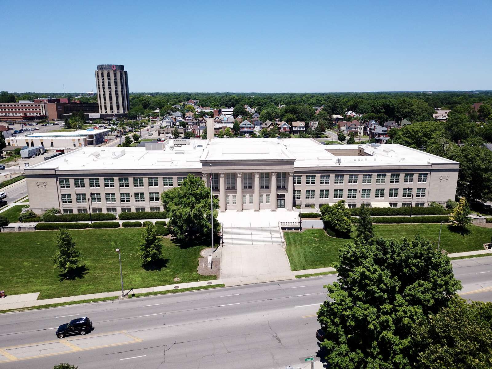 East High School (CCS) in Columbus Ohio Hero Image