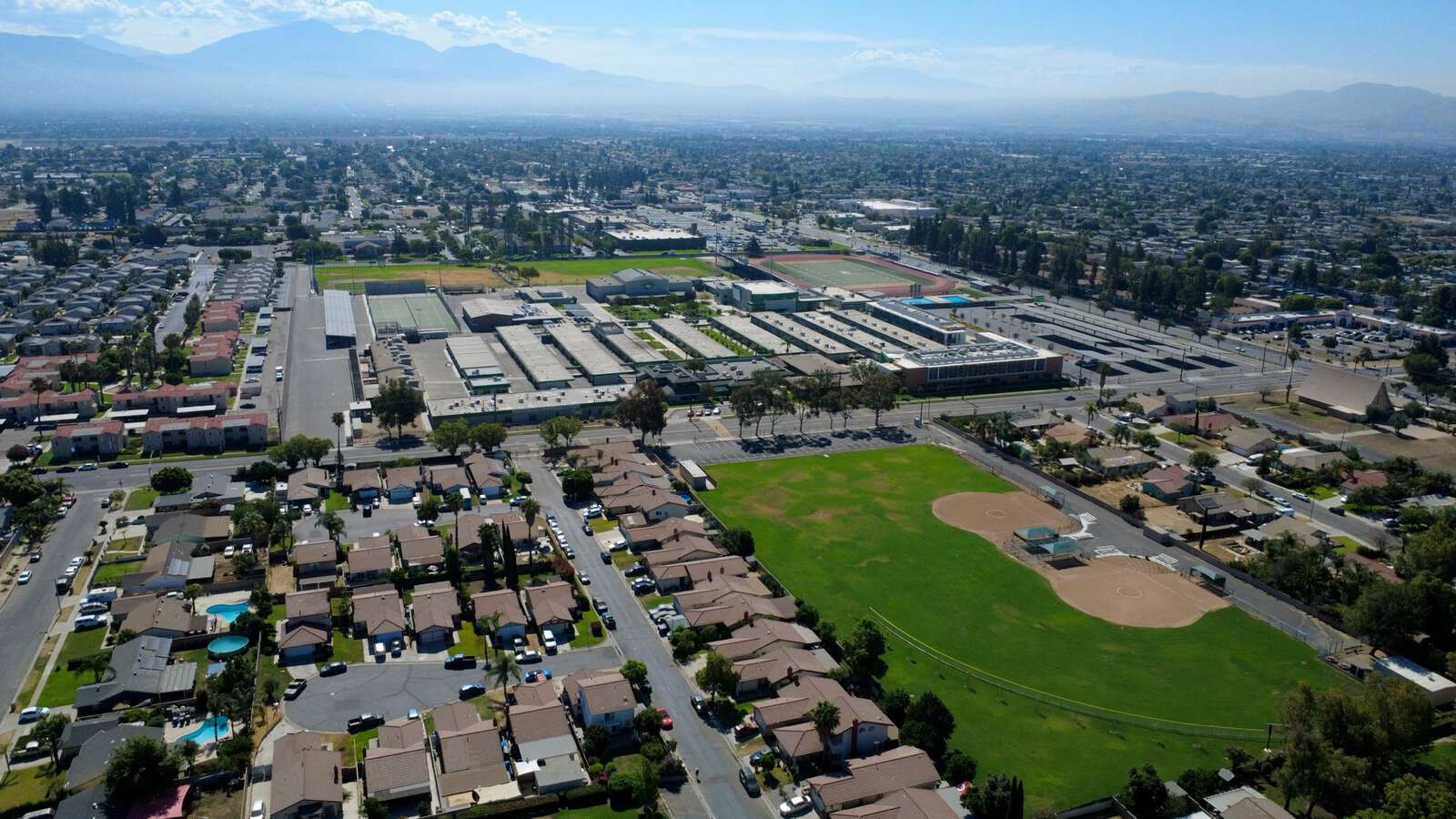 Eisenhower High School in Rialto California Hero Image