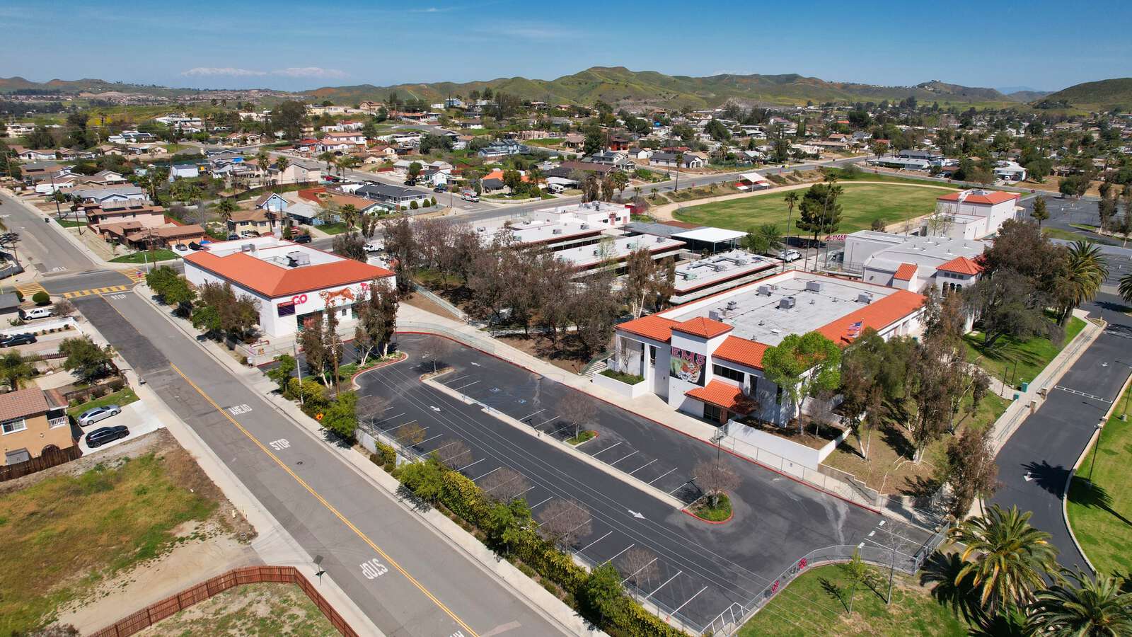 Elsinore Middle School in Lake Elsinore California Hero Image