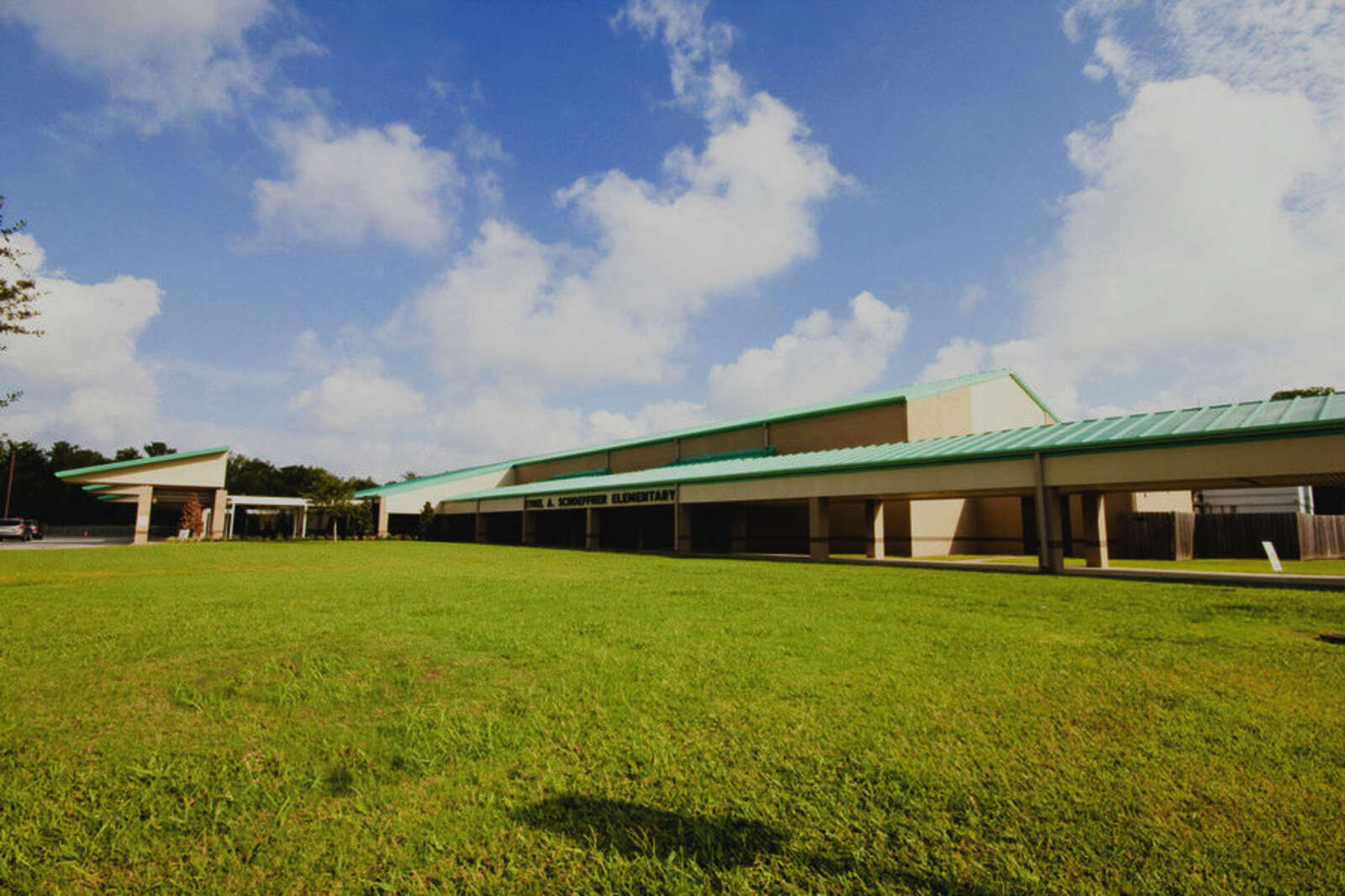 Ethel Schoeffner Elementary School in Destrehan Louisiana Hero Image