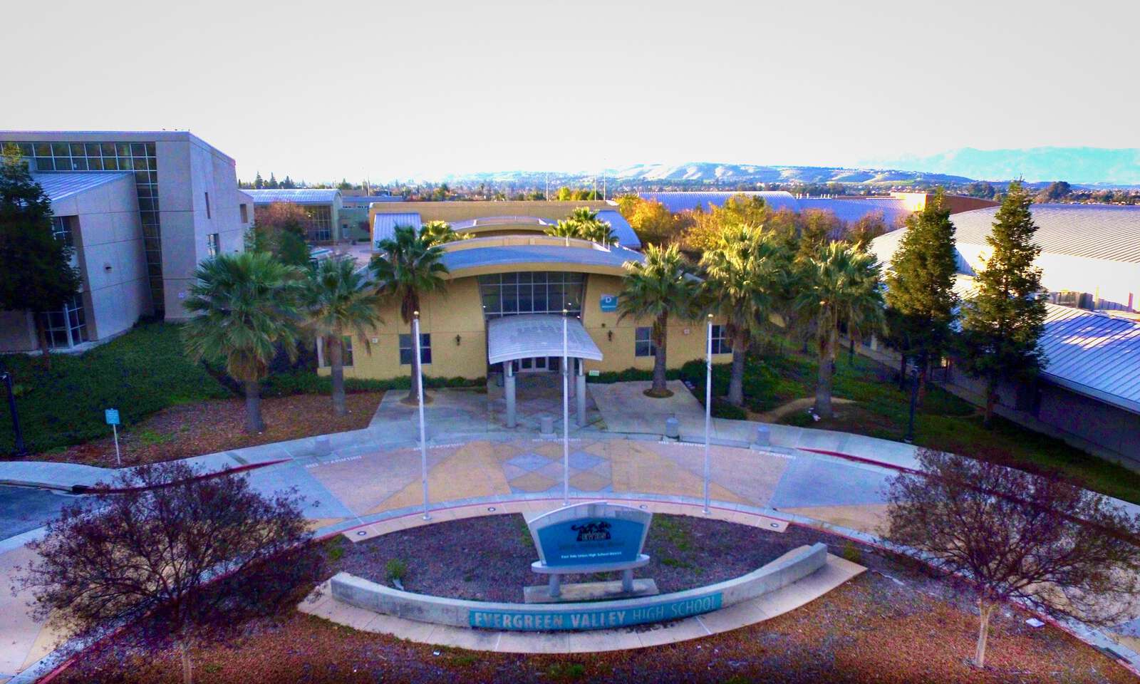 Evergreen Valley High School in San Jose California Hero Image