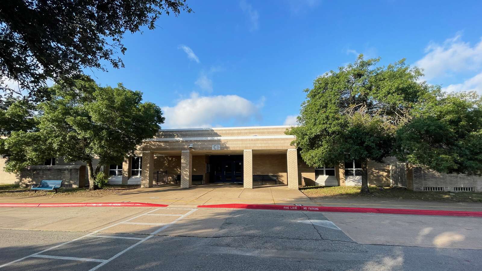 Fern Bluff Elementary School in Round Rock Texas Hero Image