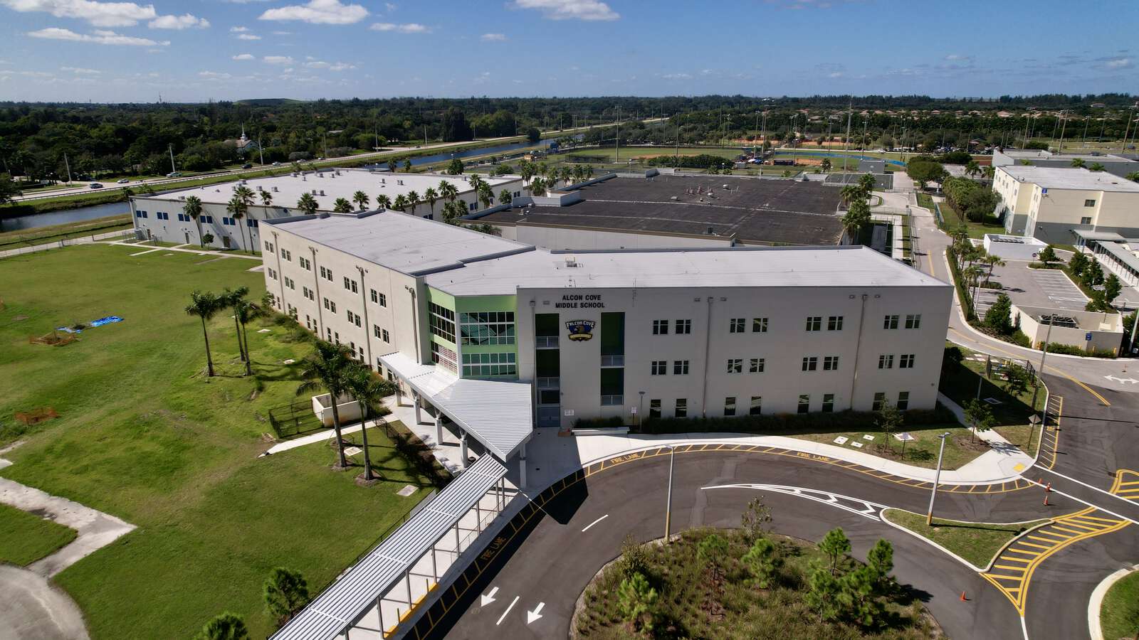 Falcon Cove Middle School in Weston Florida Hero Image