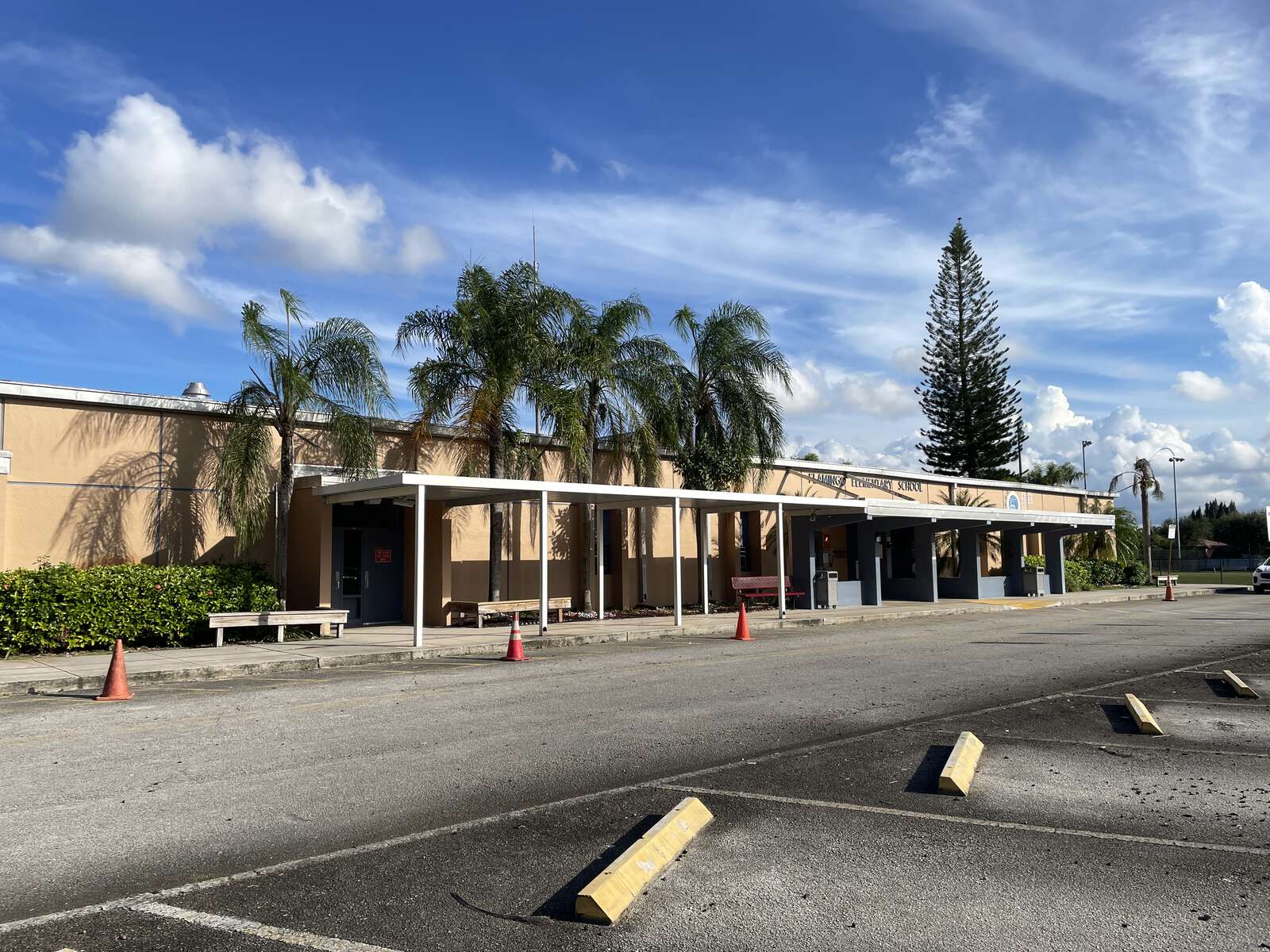Flamingo Elementary School in Davie Florida Hero Image