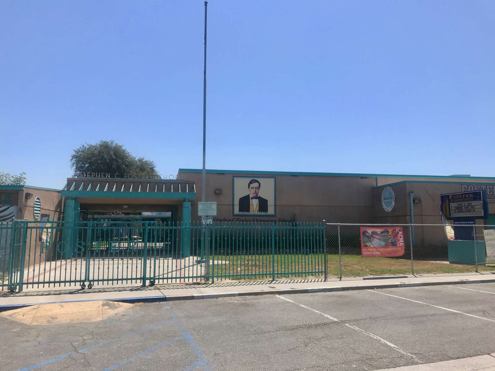 Foster Elementary School in Compton California Hero Image