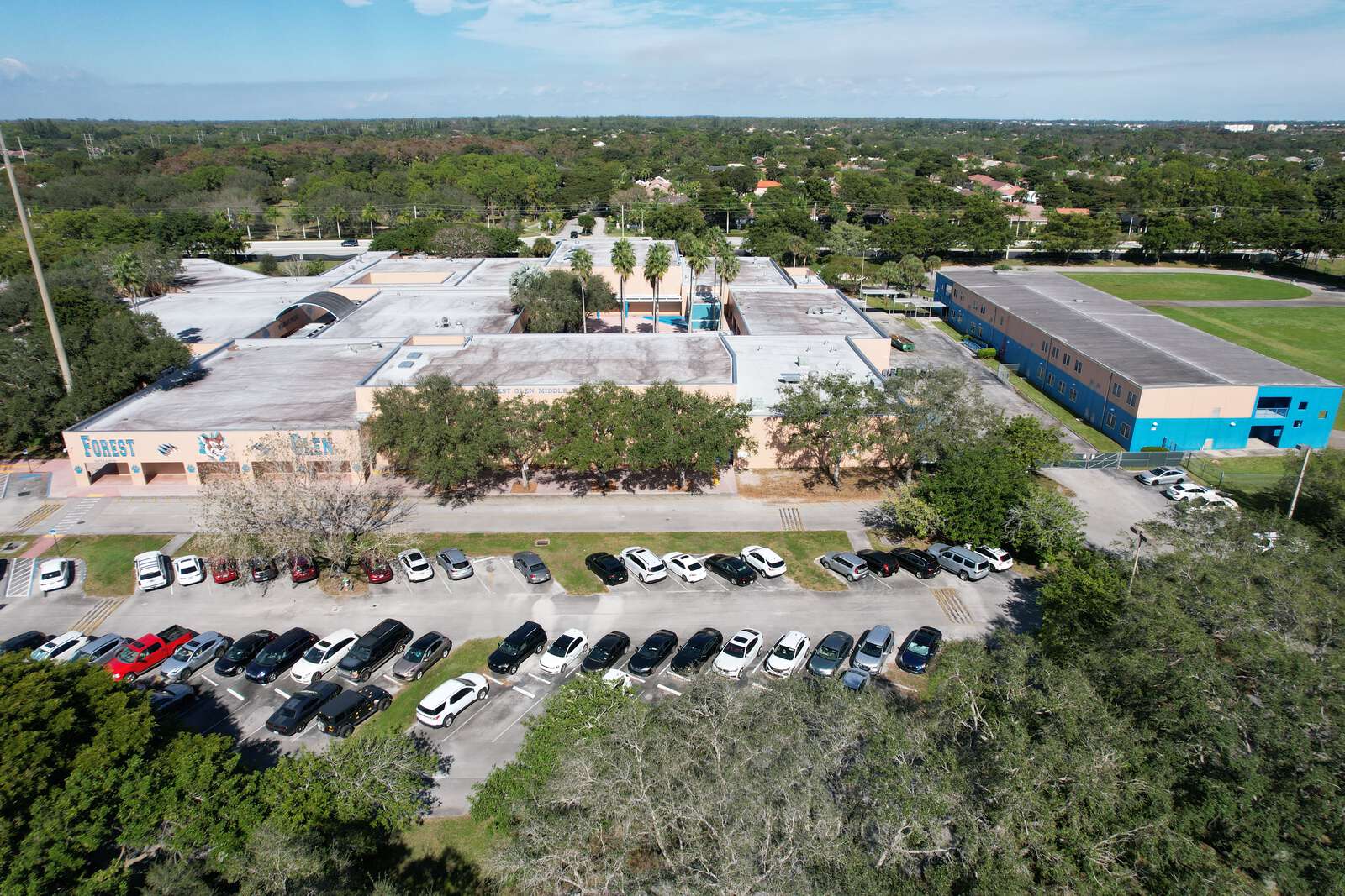 Forest Glen Middle School in Coral Springs Florida Hero Image