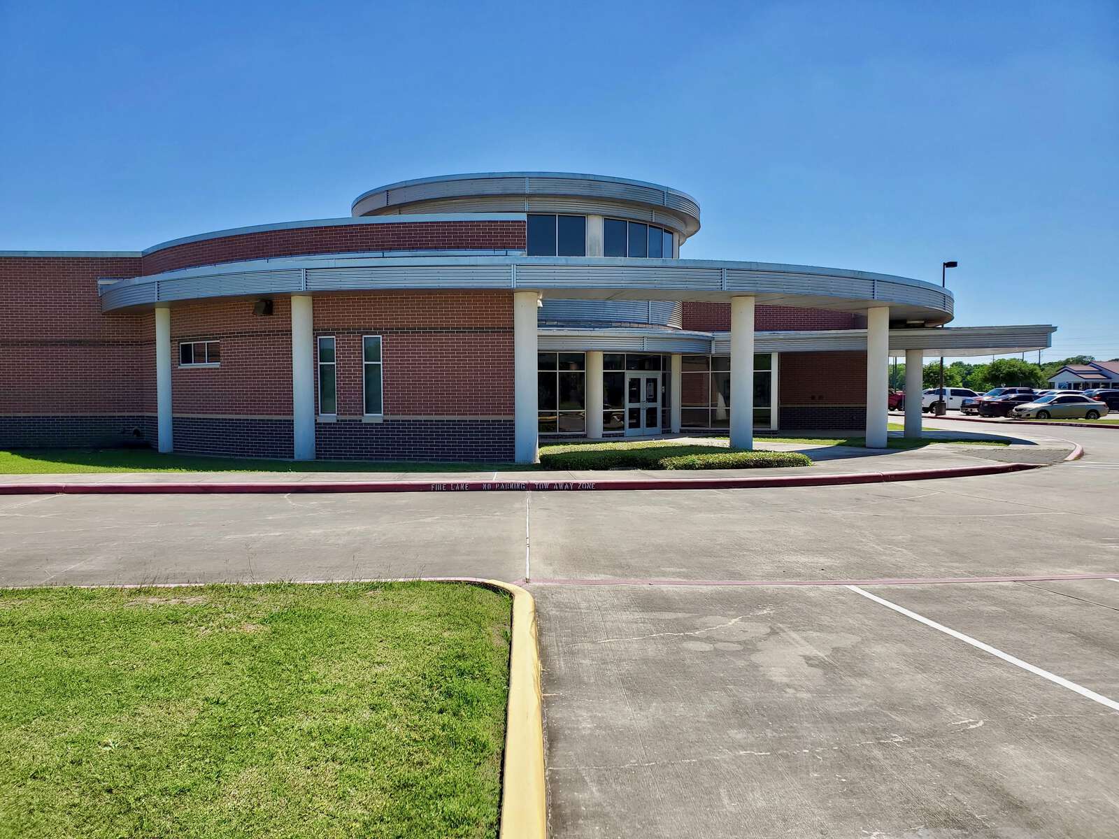 Ferndell Henry Elementary School in Rosharon Texas Hero Image