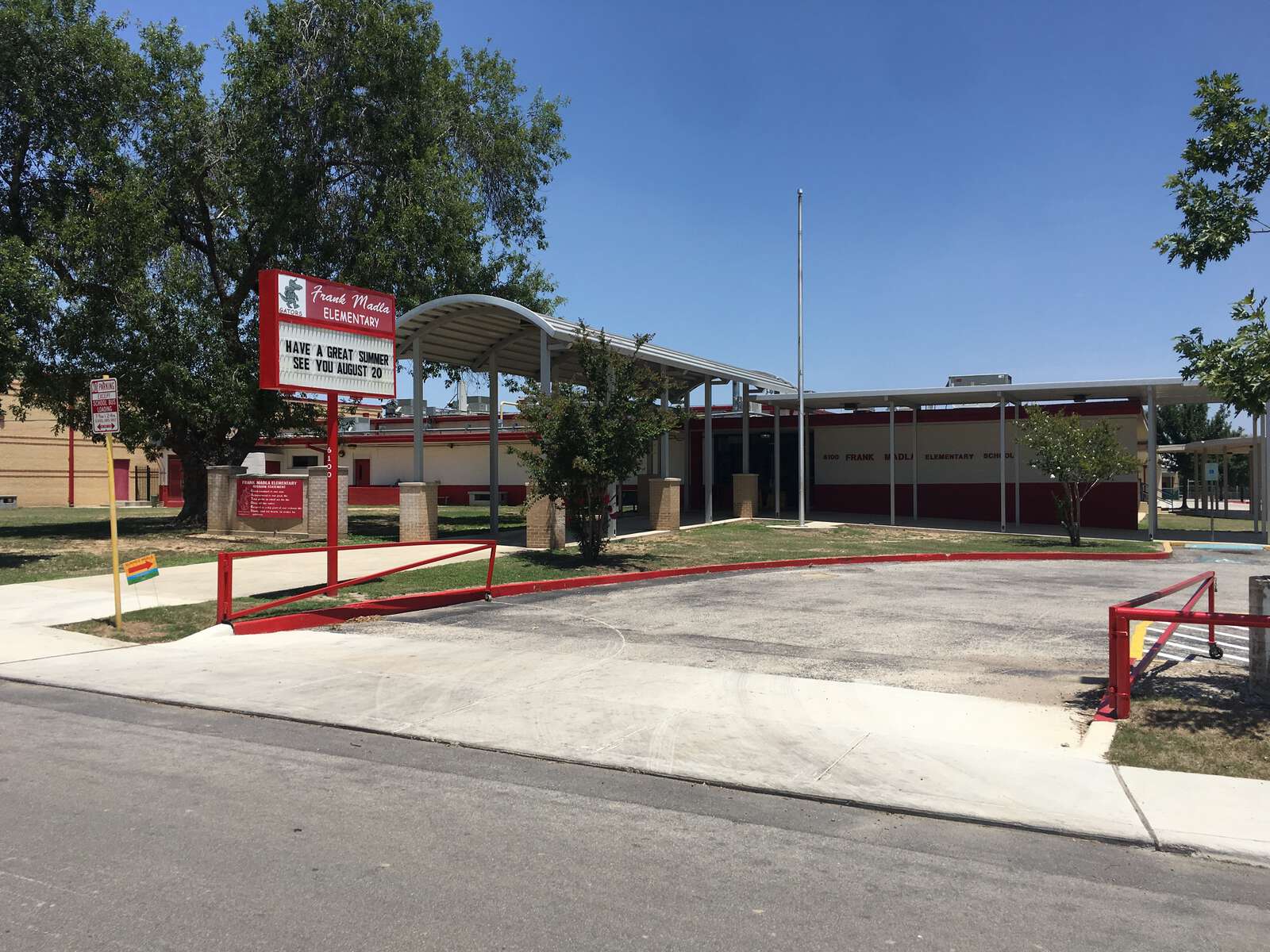 Frank Madla Elementary School in San Antonio Texas Hero Image