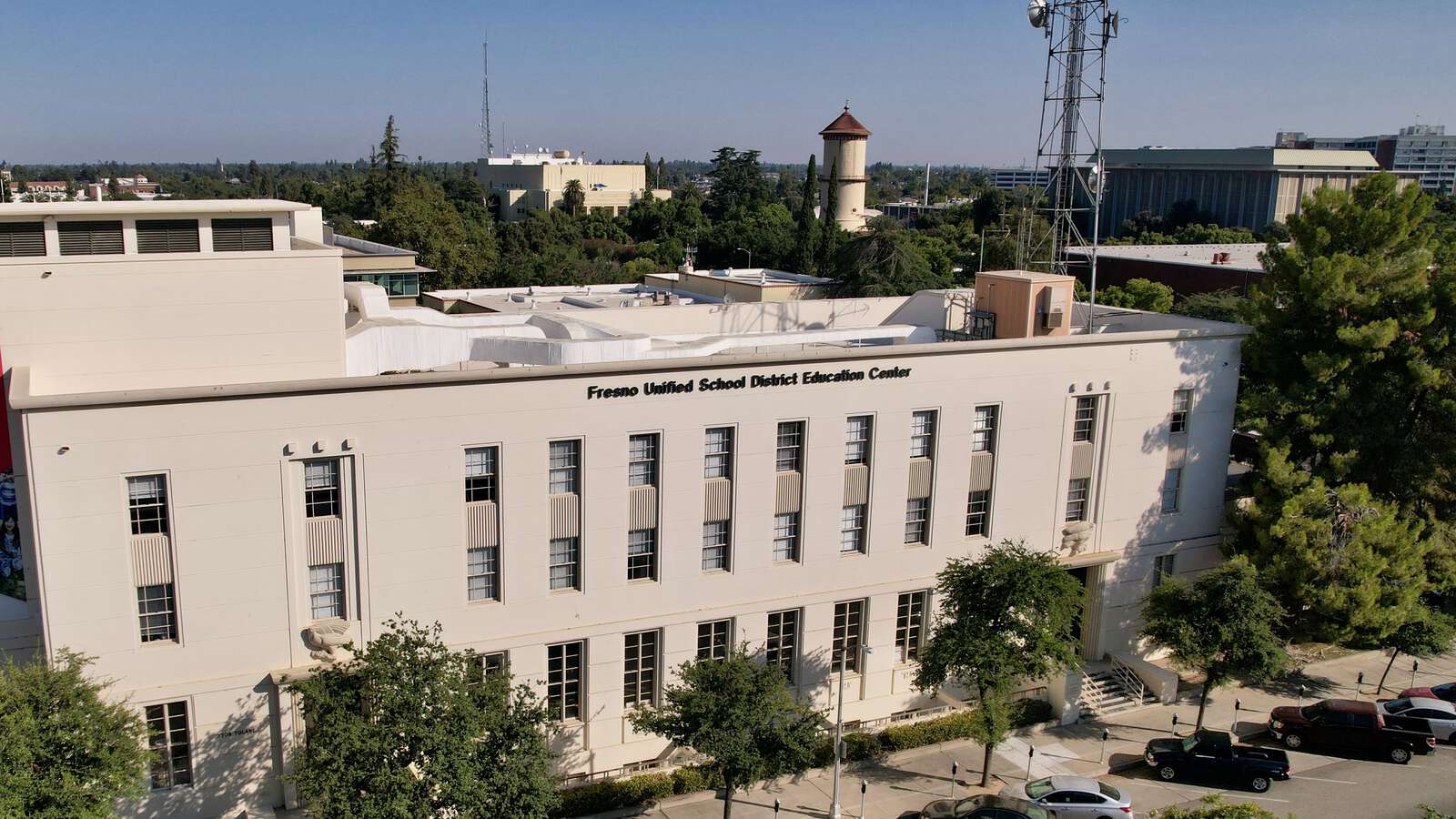 Fresno Unified School District in Fresno California Hero Image