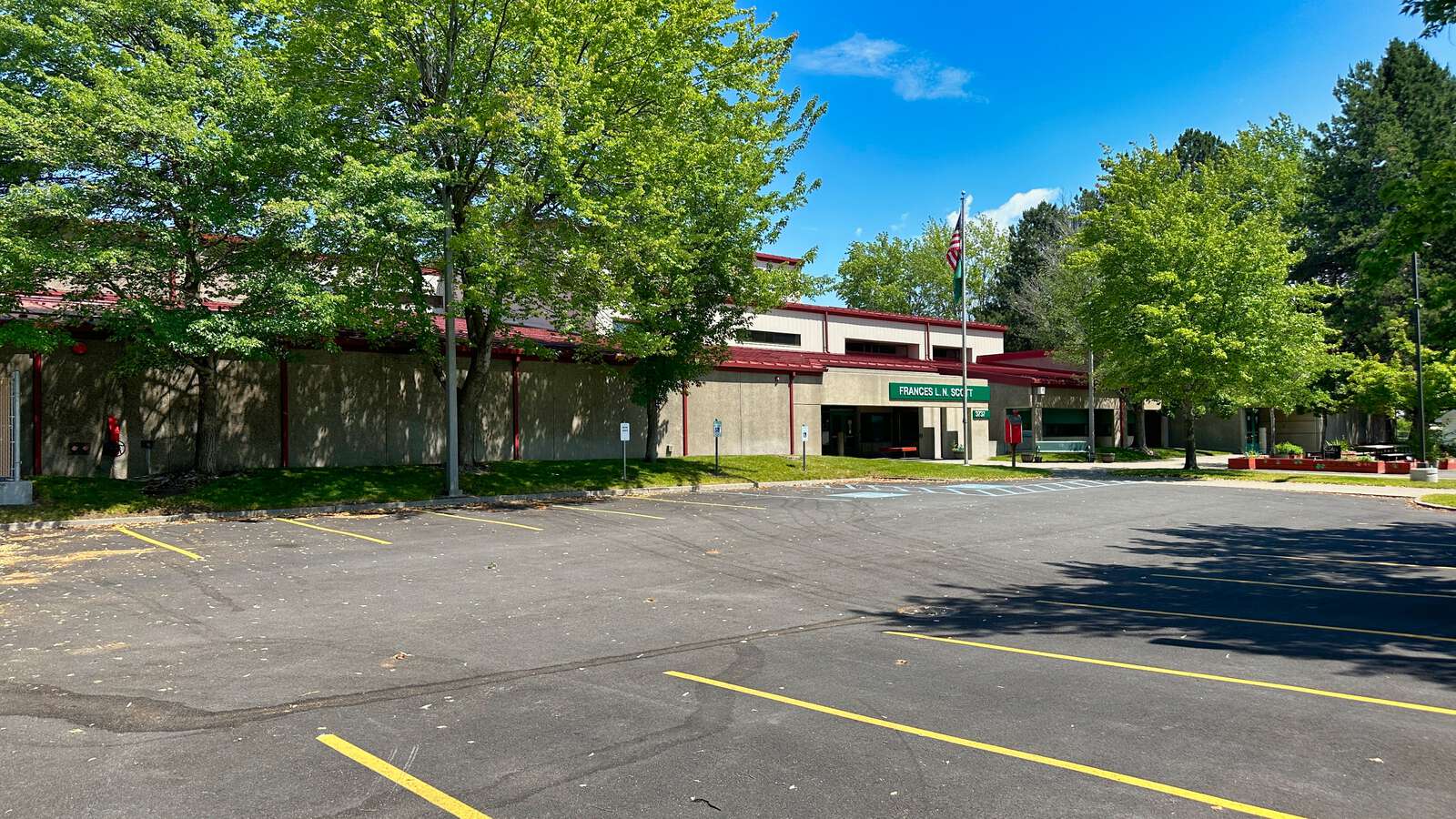 Scott Elementary School in Spokane Washington Hero Image