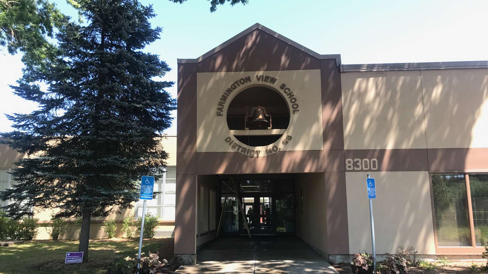 Farmington View Elementary School in Hillsboro Oregon Hero Image