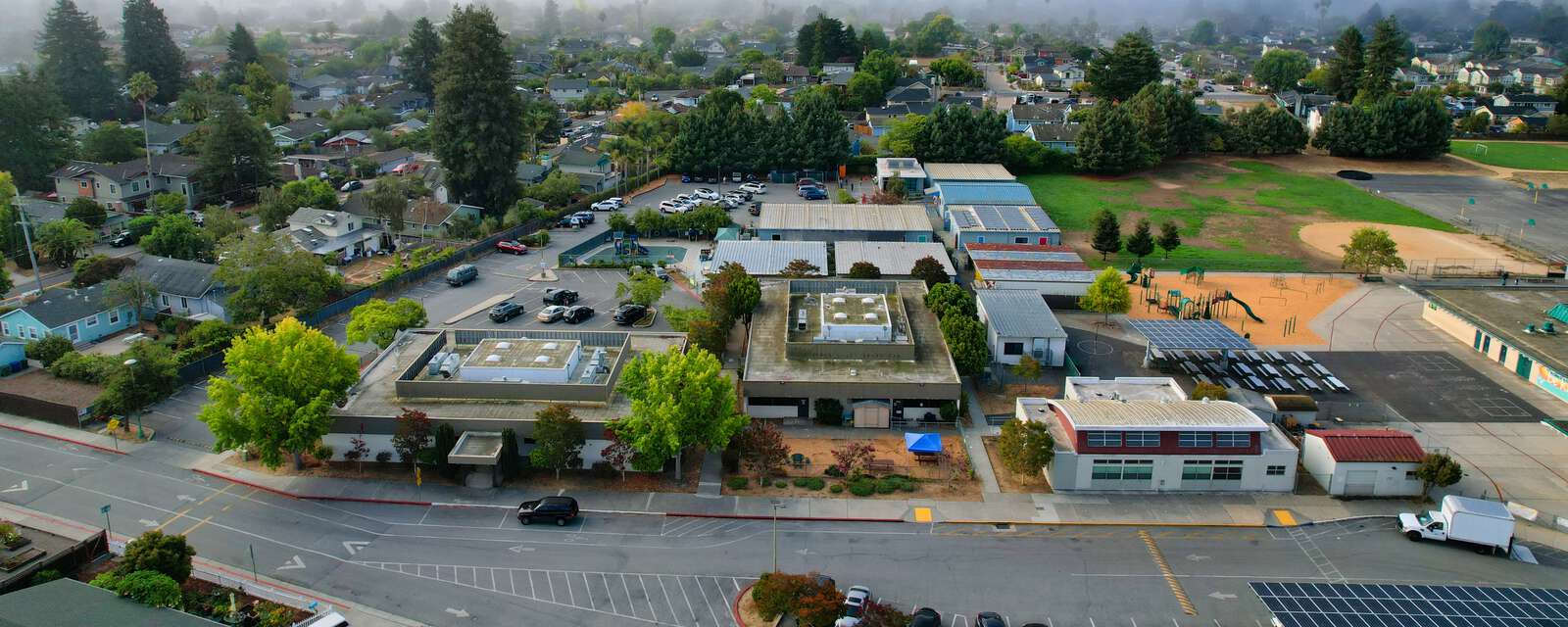 Green Acres Elementary School in Santa Cruz California Hero Image