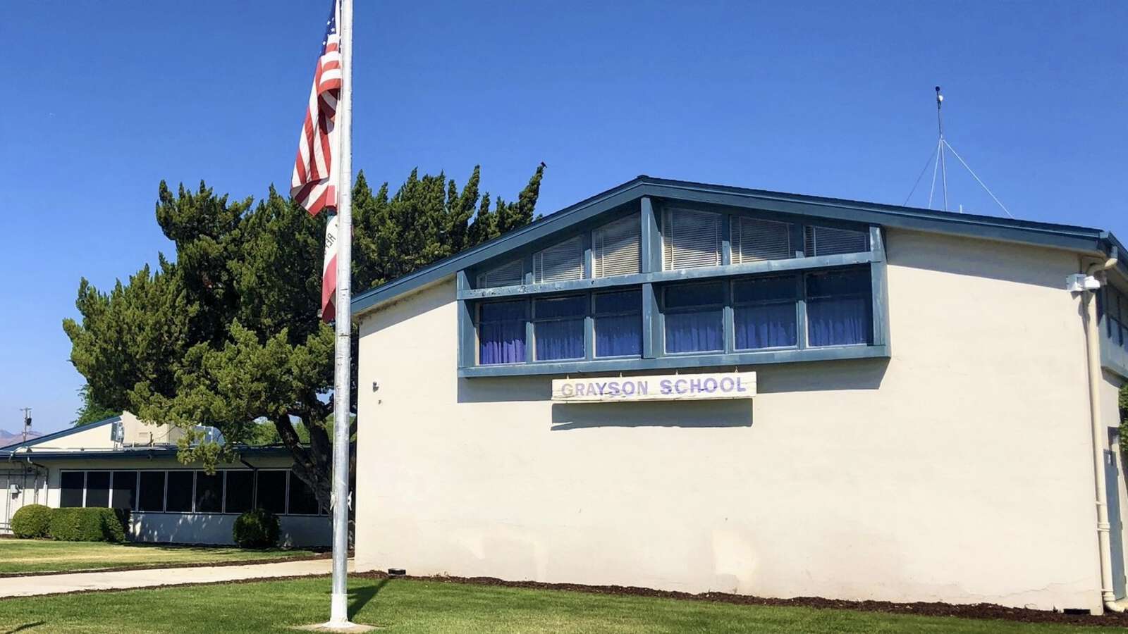 Grayson Charter School in Westly California Hero Image