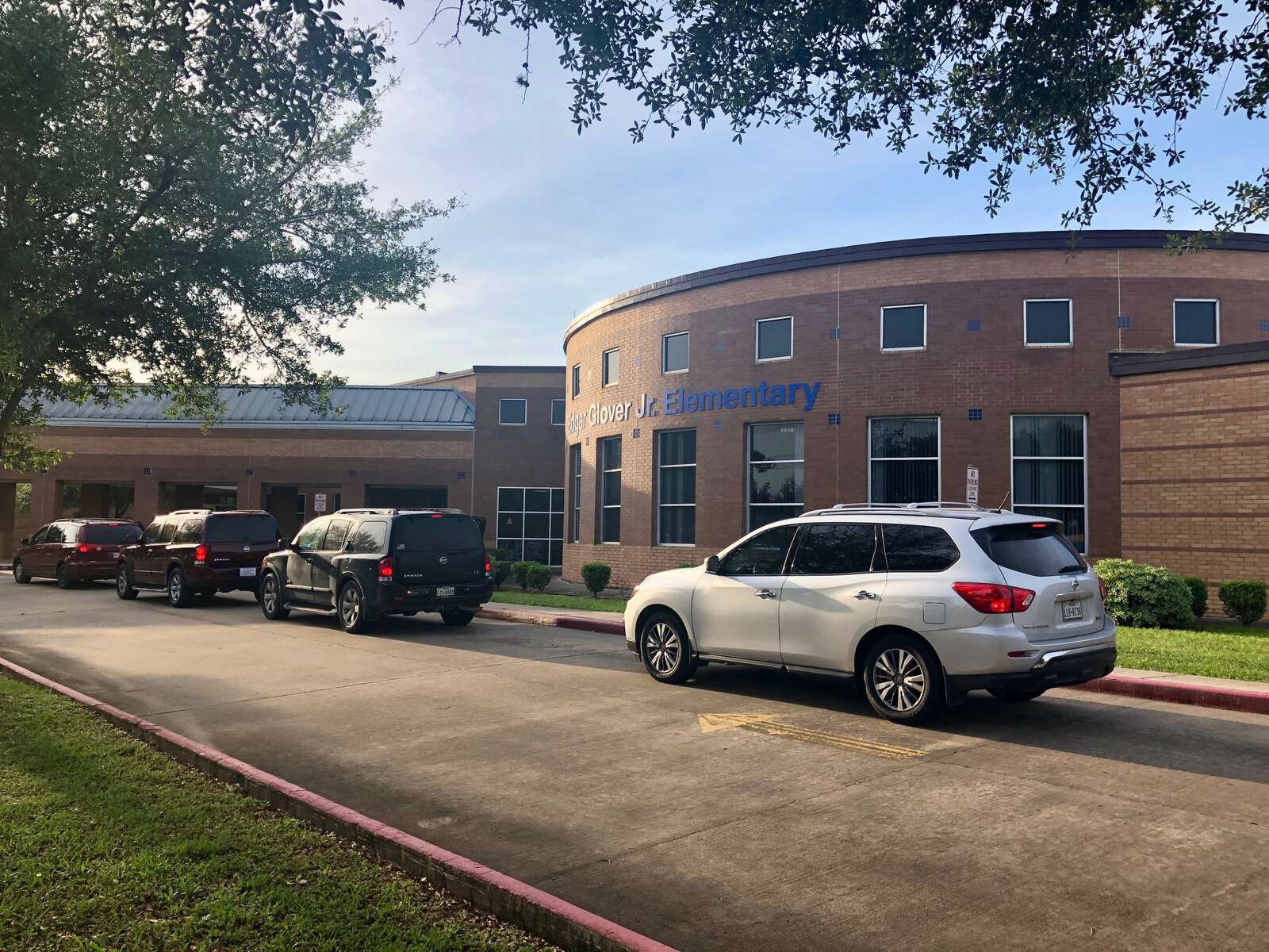 Glover Elementary  School in Missouri City Texas Hero Image