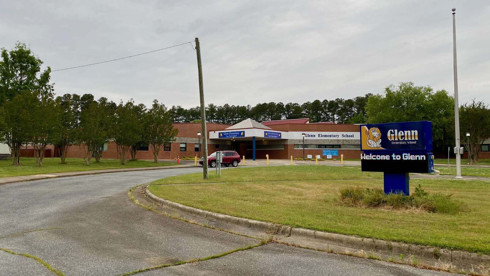 Glenn Elementary School in Durham North Carolina Hero Image