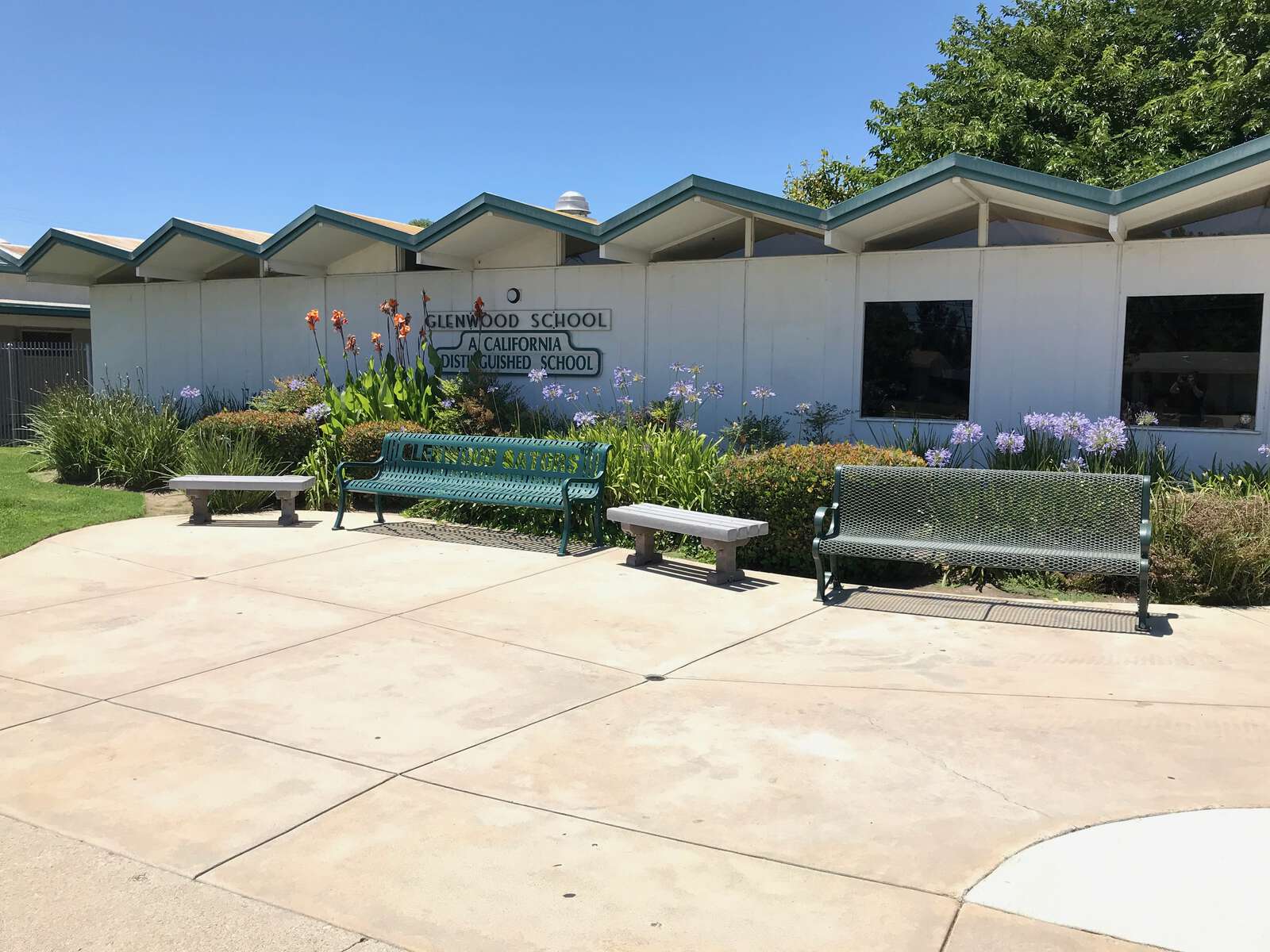 Glenwood Elementary School in Thousand Oaks California Hero Image