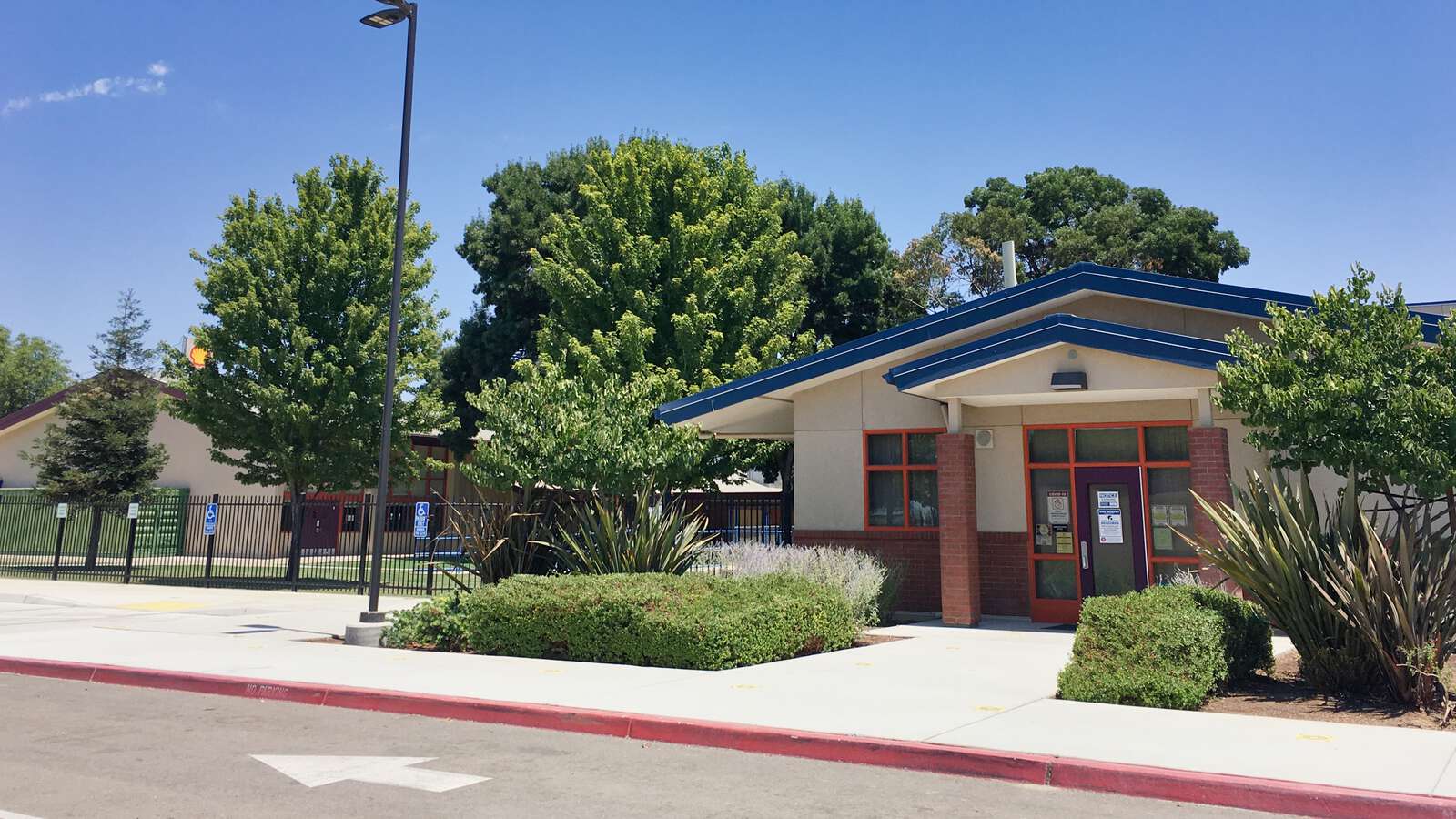 Goshen Elementary School in Visalia California Hero Image