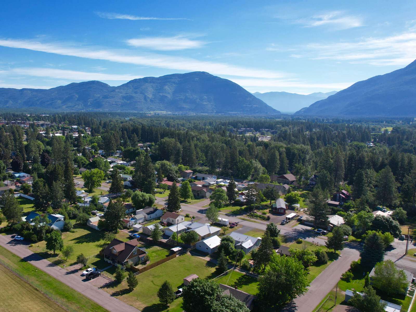 Glacier Gateway Elementary School in Columbia Falls Montana Hero Image