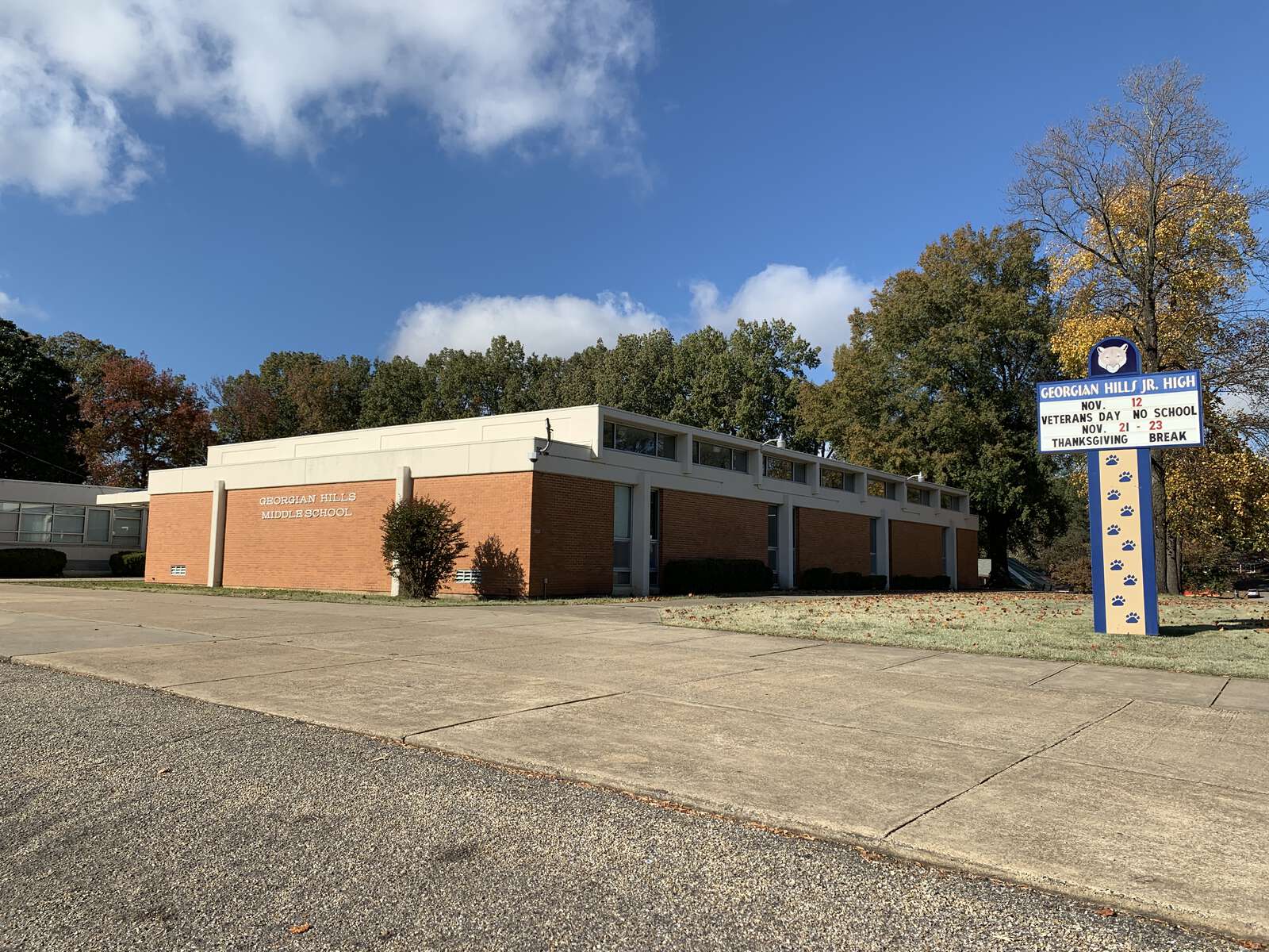 Georgian Hills Middle School in Memphis Tennessee Hero Image