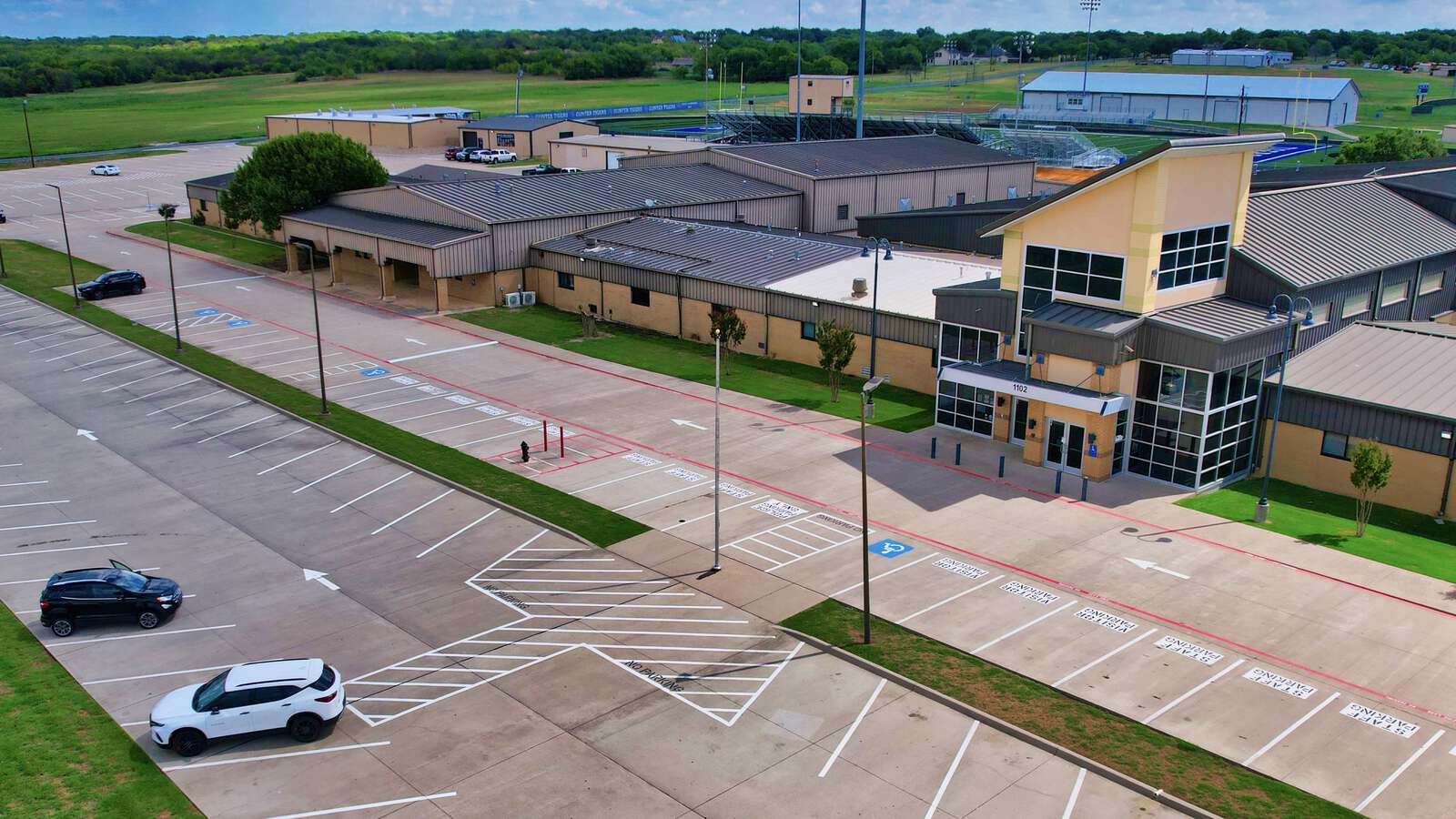 Gunter High School in Gunter Texas Hero Image