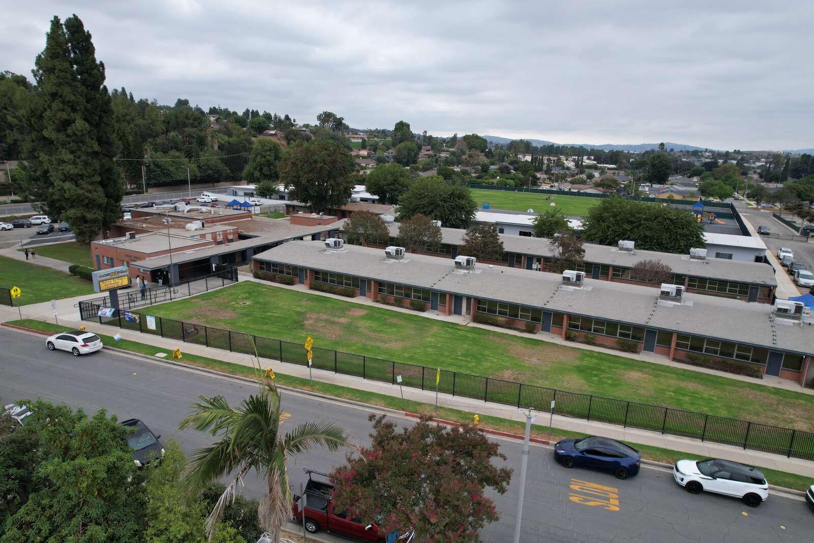 Golden Springs Elementary School in Diamond Bar California Hero Image