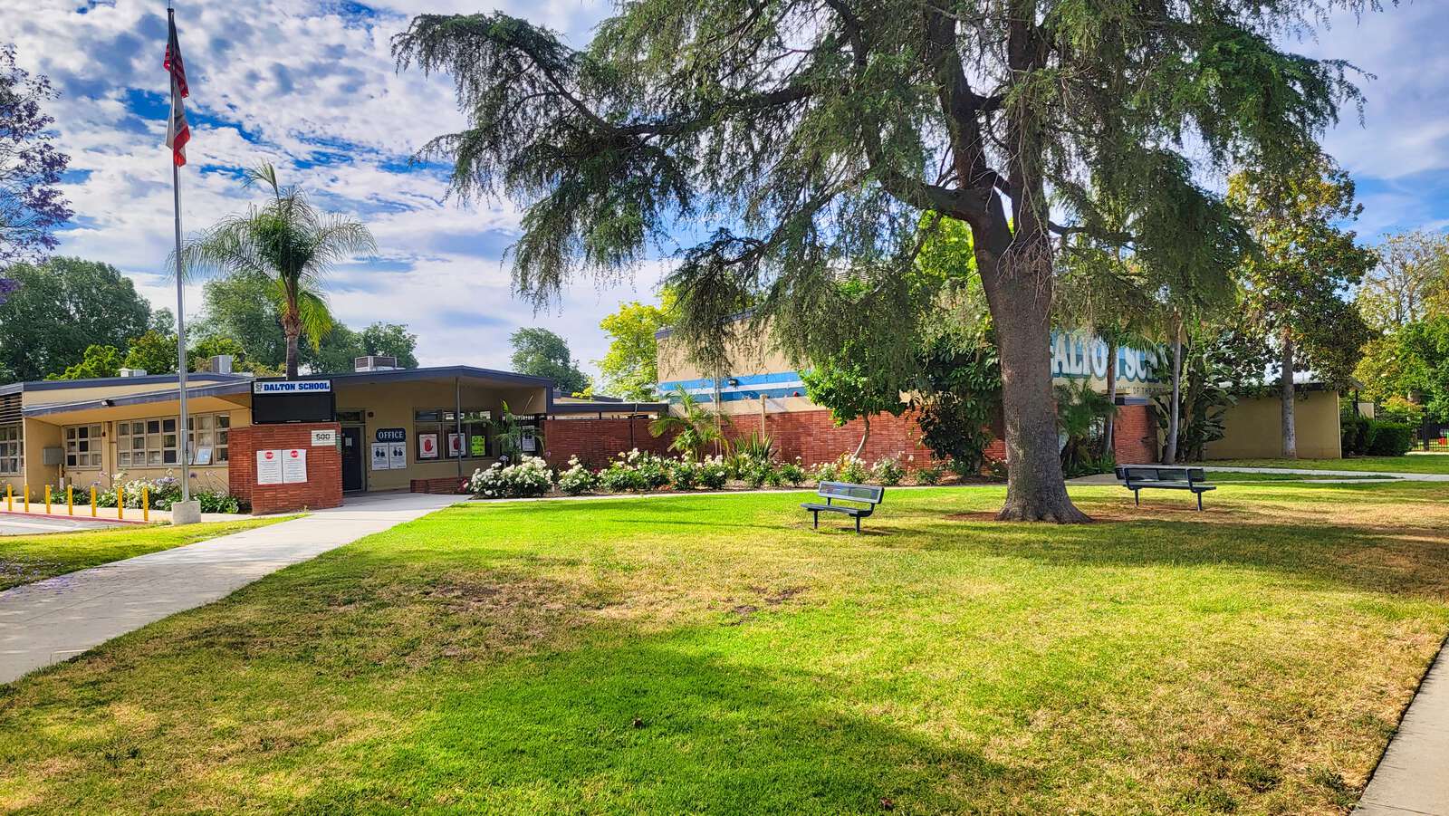 Henry Dalton Elementary in Azusa California Hero Image