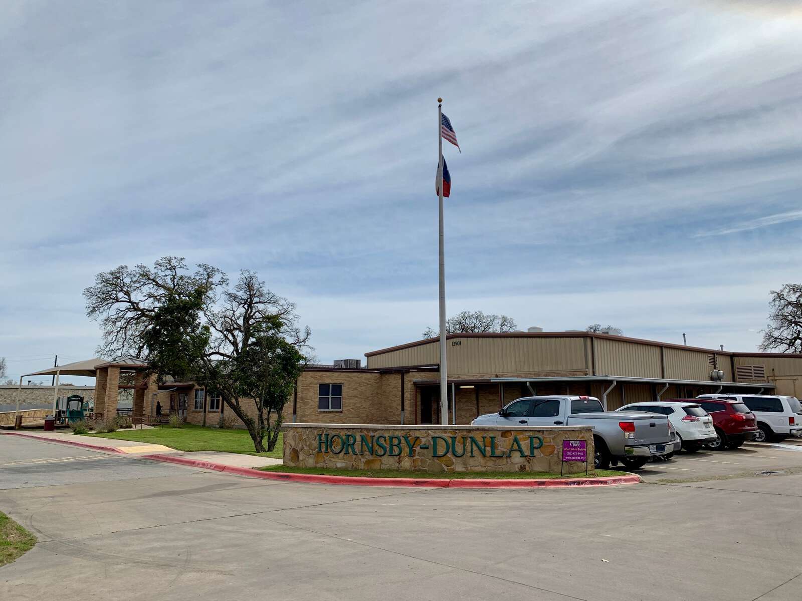 Hornsby-Dunlap Elementary in Austin Texas Hero Image
