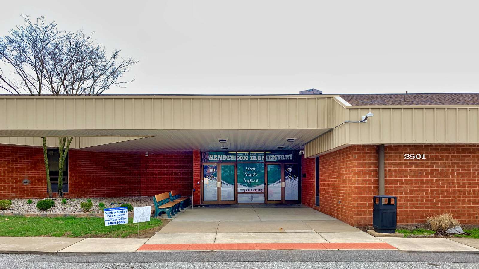 Henderson Elementary School in St. Charles Missouri Hero Image