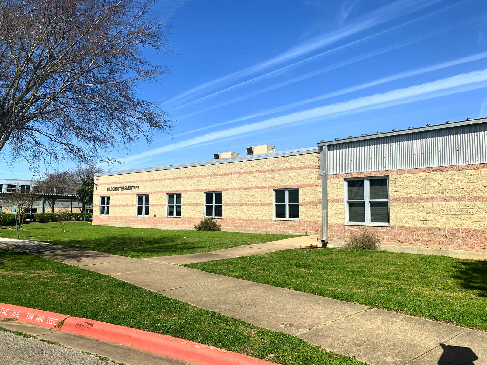 Hillcrest Elementary in Austin Texas Hero Image