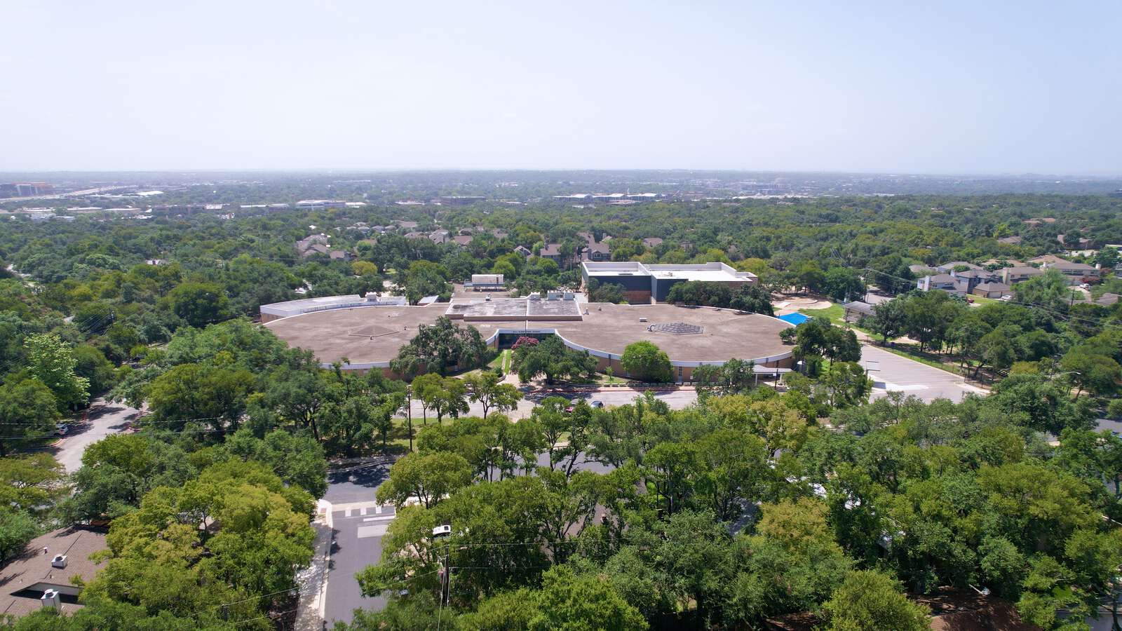 Hill Elementary School in Austin Texas Hero Image