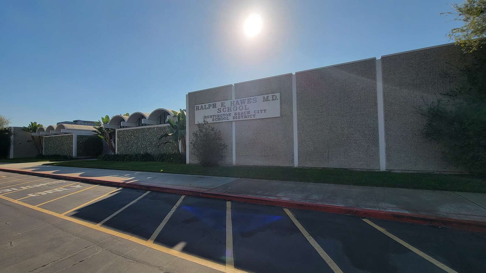 Hawes Elementary School in Huntington Beach California Hero Image