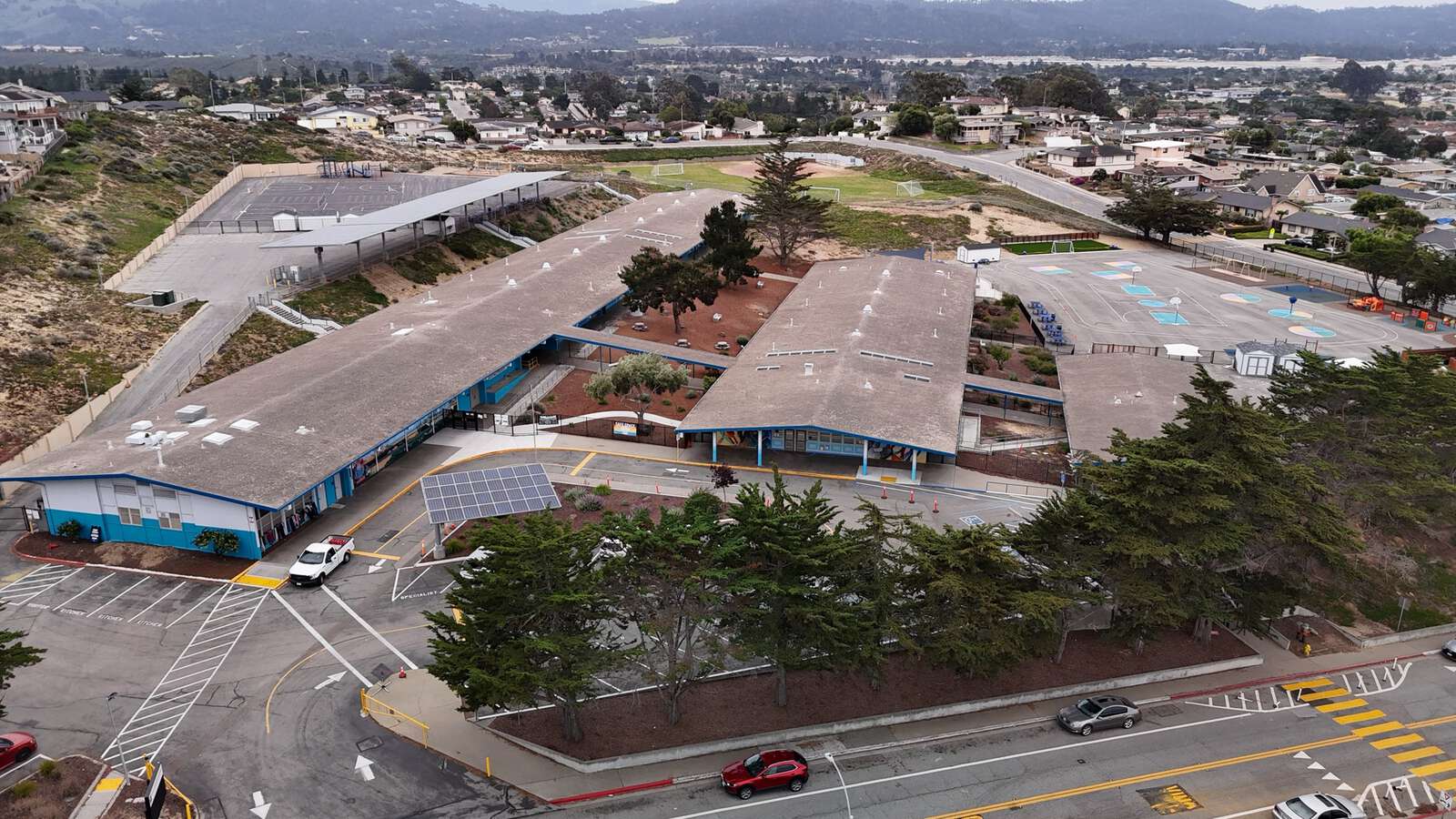 Highland Elementary in Seaside California Hero Image