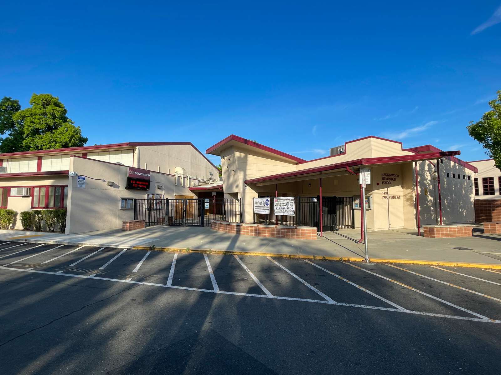 Hagginwood Elementary School in Sacramento California Hero Image