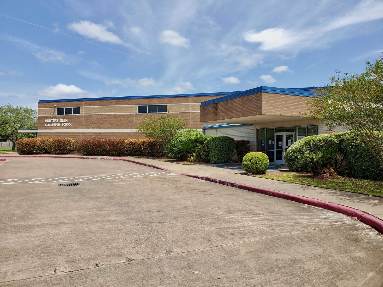 Hunters Glen Elementary School in Missouri City Texas Hero Image