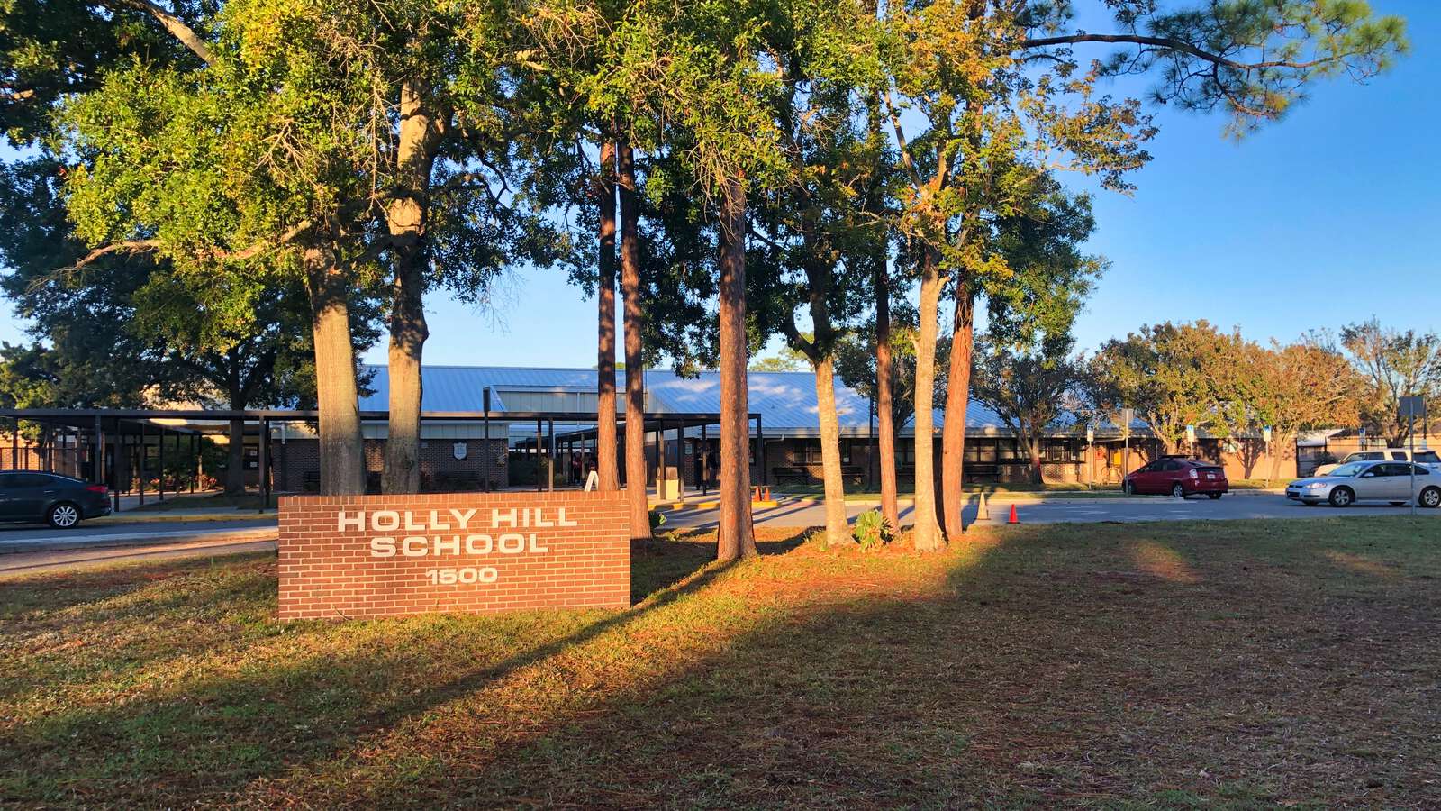 Holly Hill School in Holly Hill Florida Hero Image
