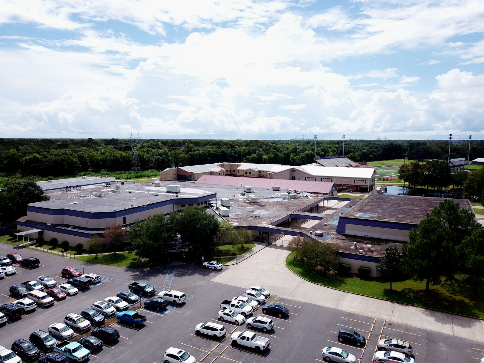 Hahnville High School in Boutte Louisiana Hero Image