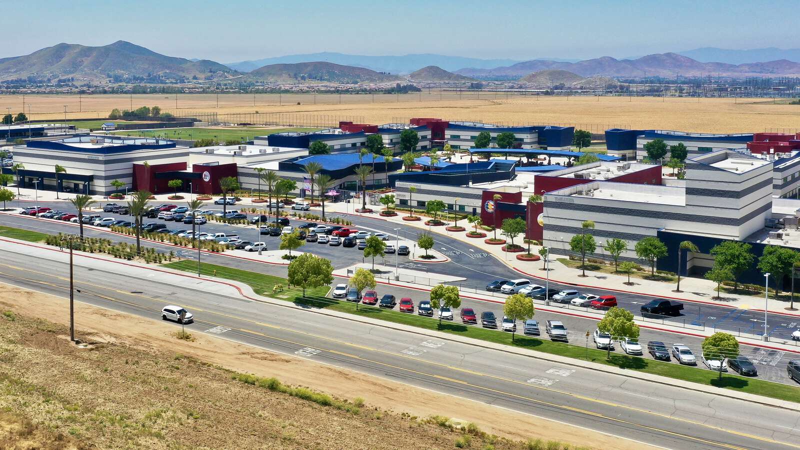 Heritage High School in Menifee California Hero Image