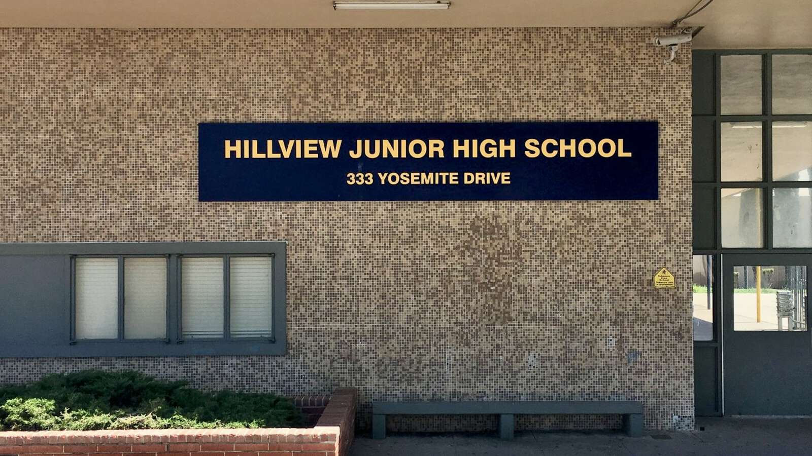 Hillview Junior High School in Pittsburg California Hero Image