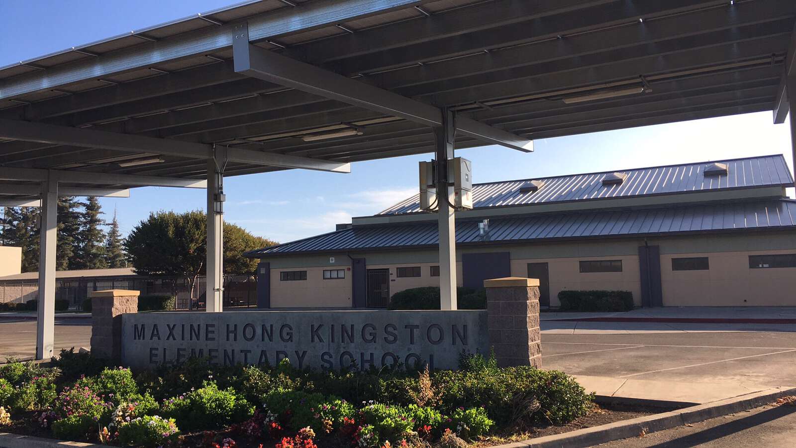 Hong Kingston Elementary School in Stockton California Hero Image