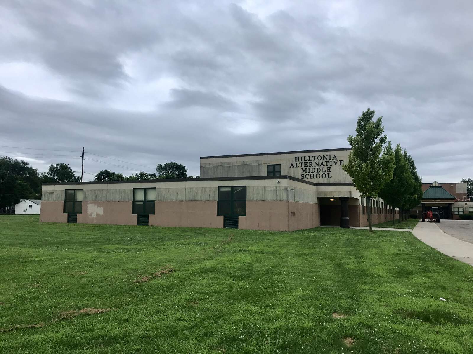 Hilltonia Middle School in Columbus Ohio Hero Image