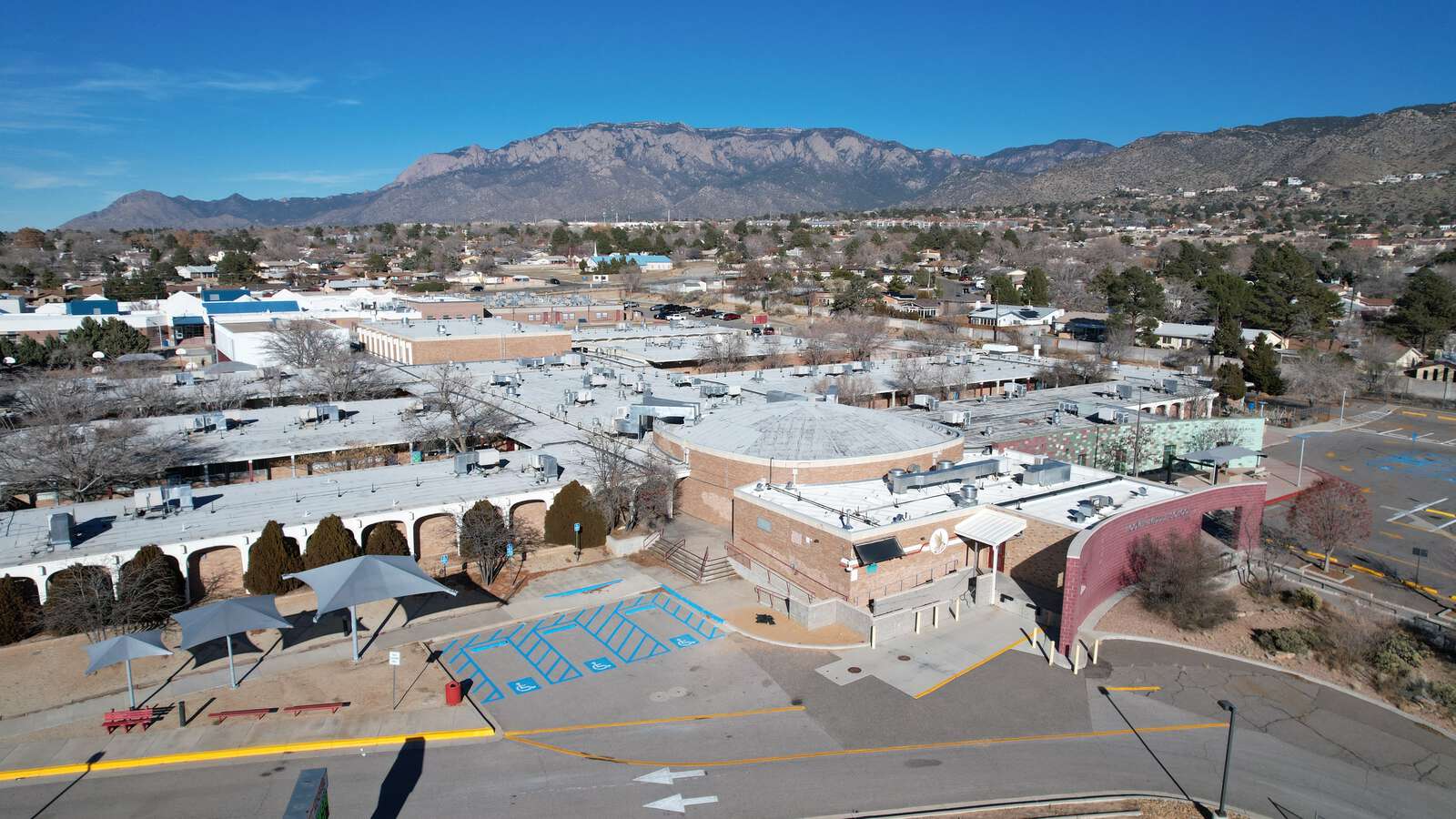 Hoover Middle School in Albuquerque New Mexico Hero Image