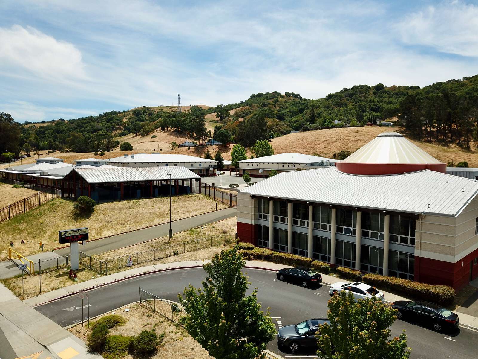 Hercules Middle School in Hercules California Hero Image