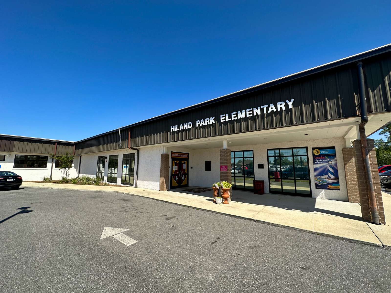 Hiland Park Elementary School in Panama City Florida Hero Image