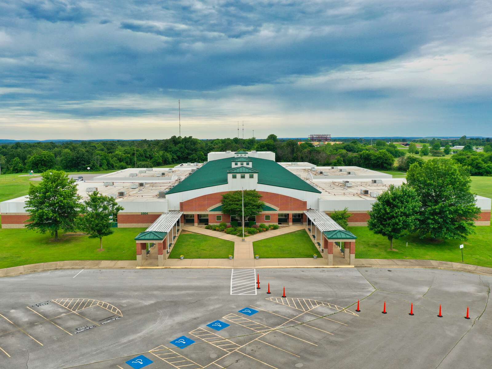 Helen Tyson Middle School in Springdale Arkansas Hero Image