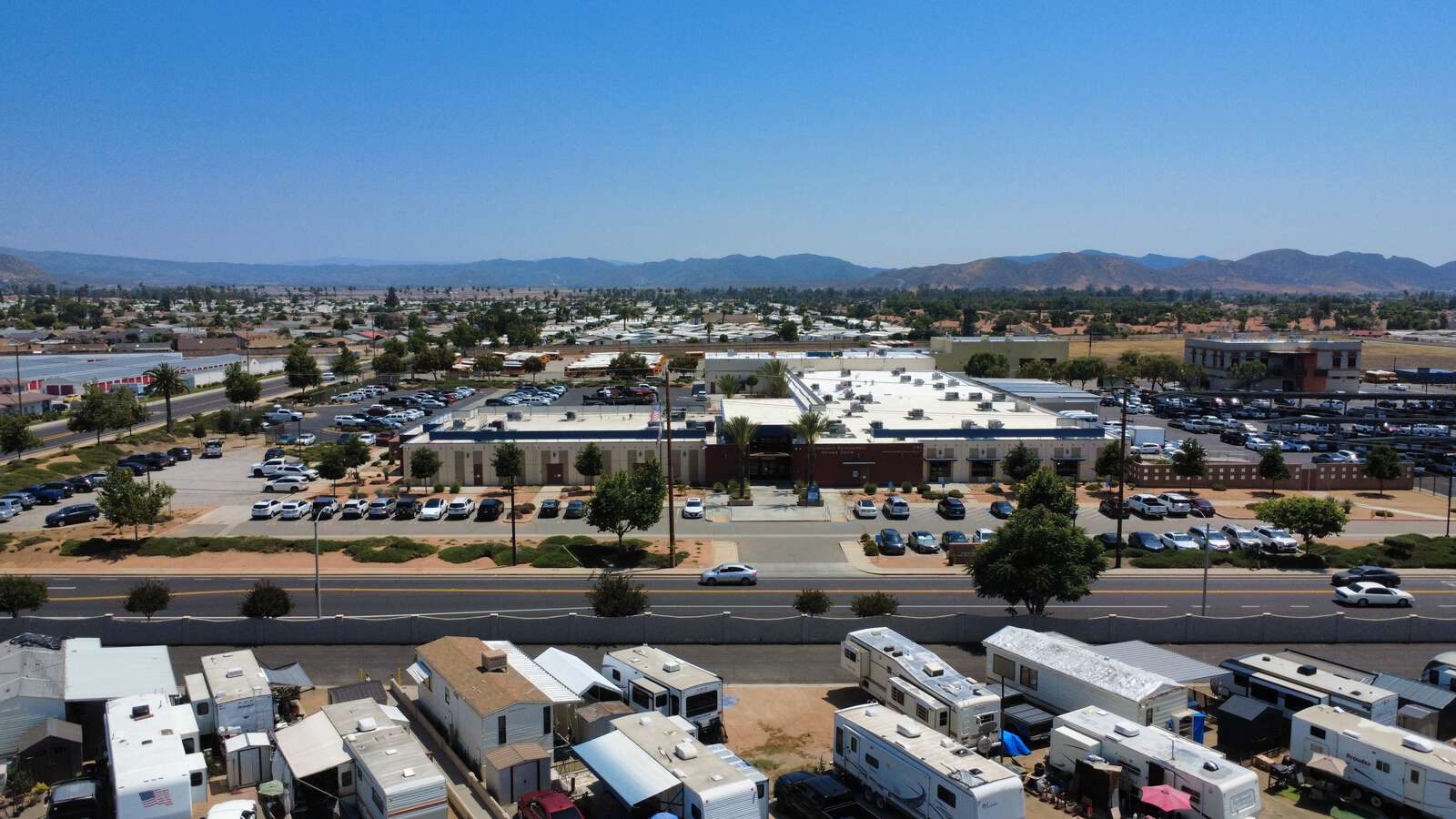 Hemet Unified School District in Hemet California Hero Image