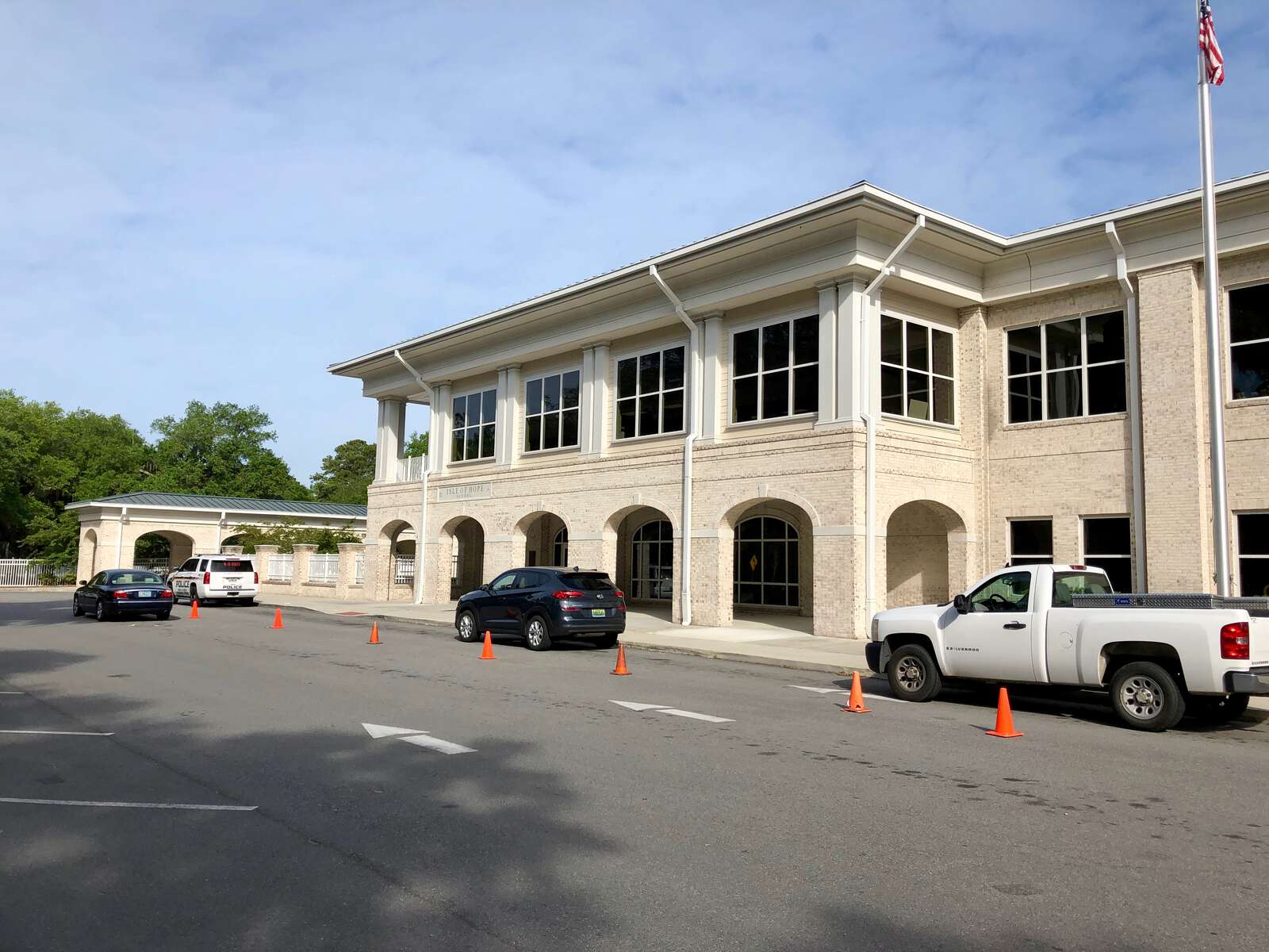 Isle of Hope K-8 School in Savannah Georgia Hero Image