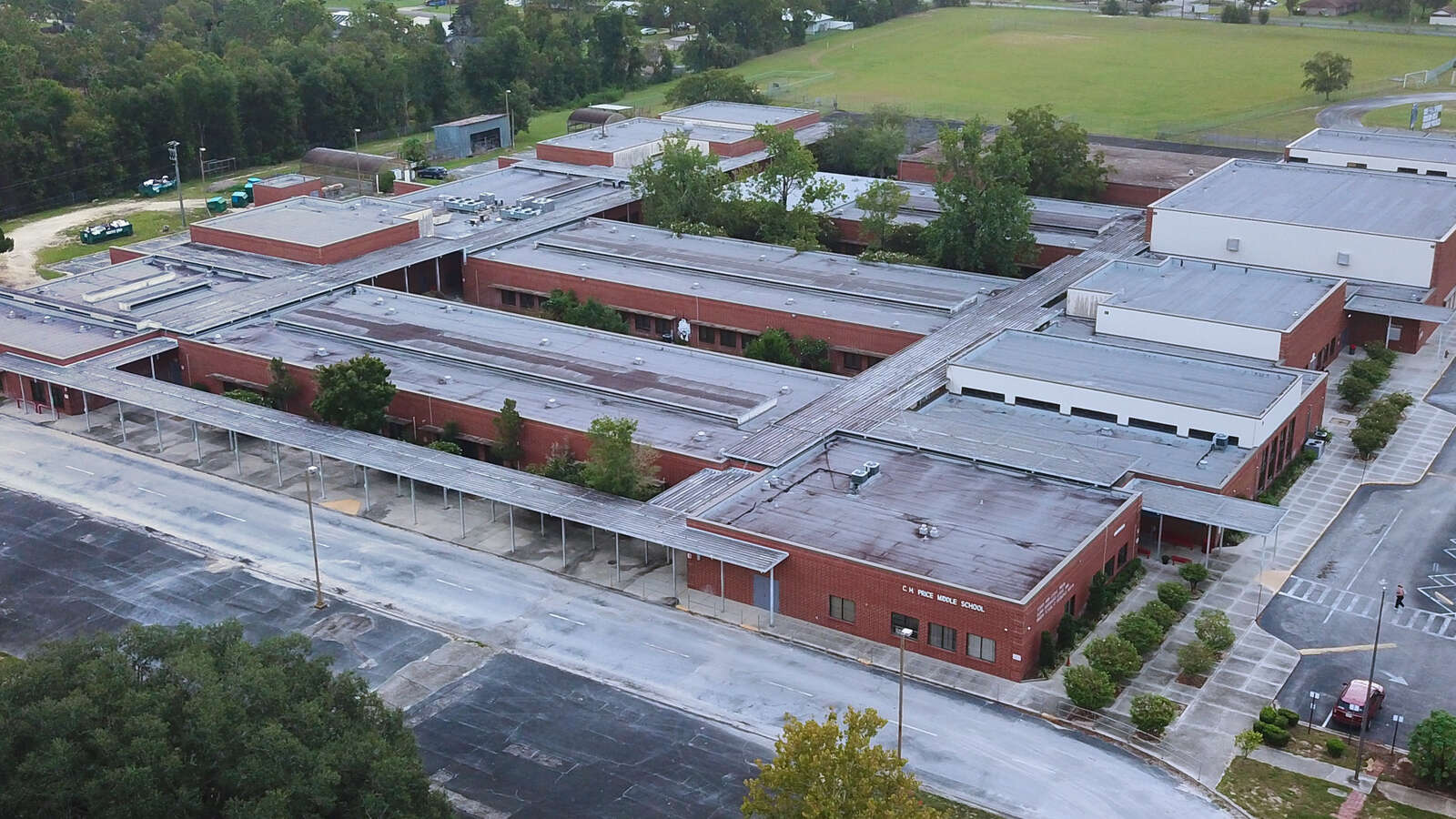 Interlachen Jr Sr High School in Interlachen FL Florida Hero Image