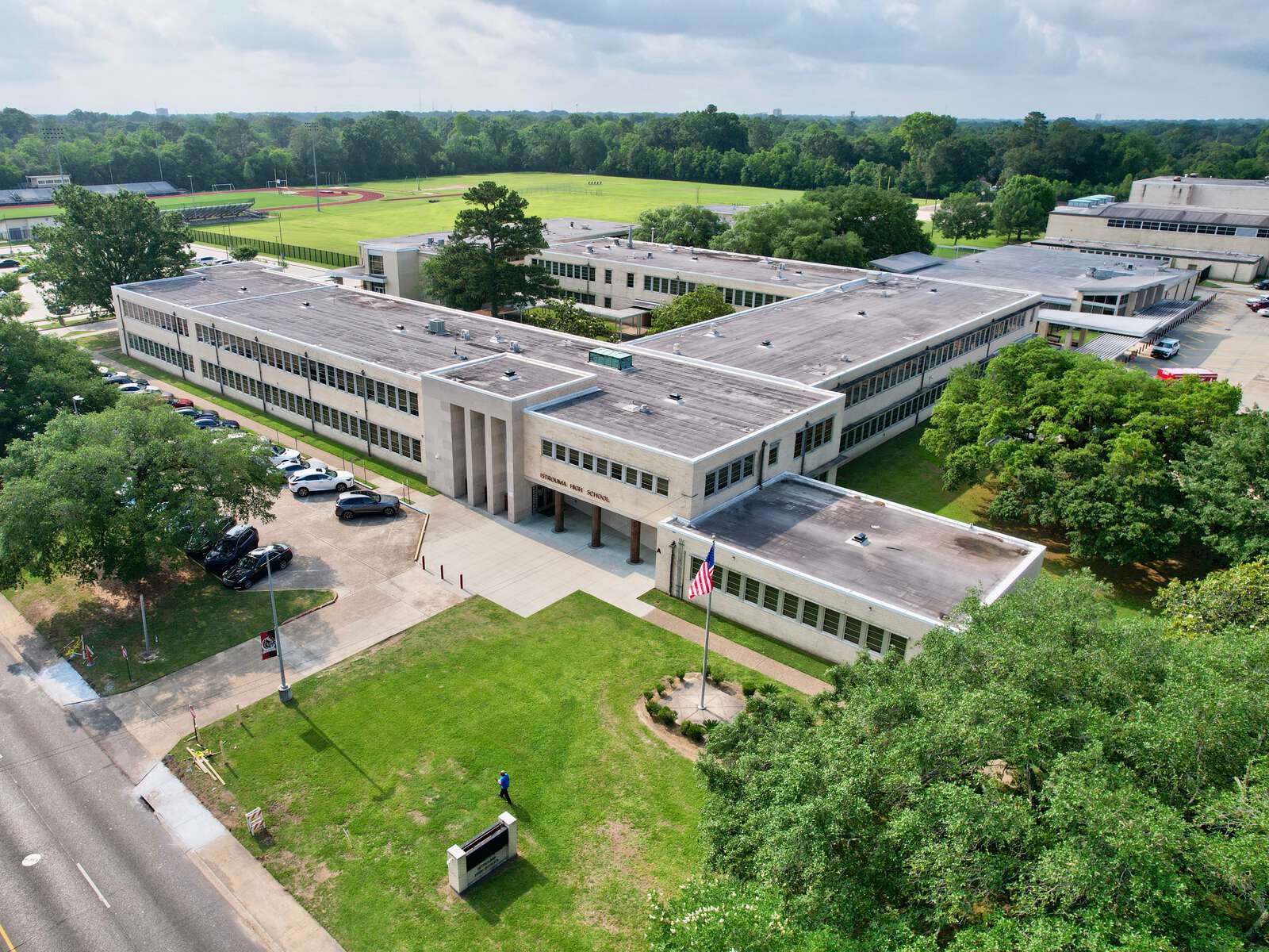 Istrouma Magnet High School in Baton Rouge Louisiana Hero Image