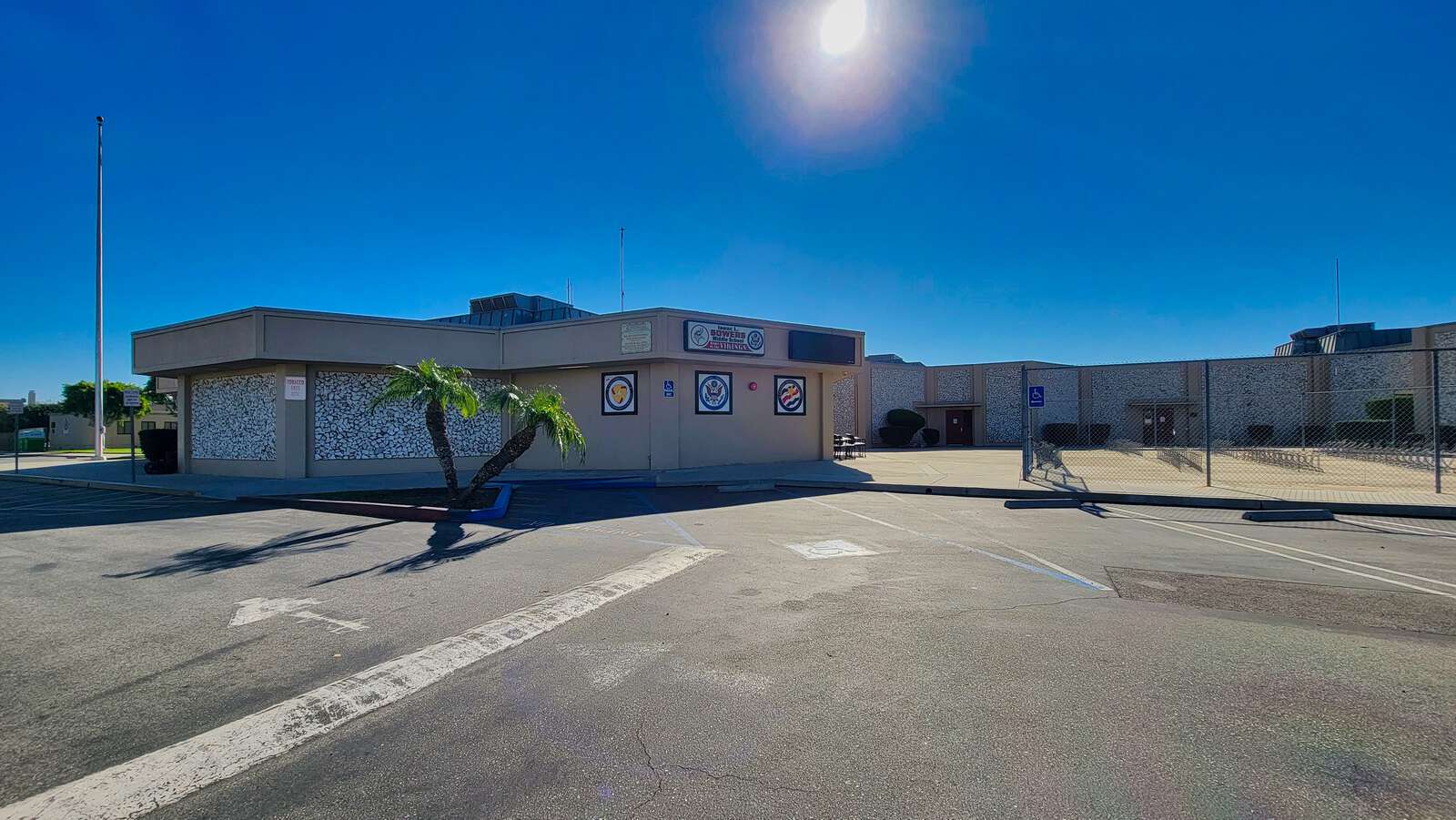 Isaac Sowers Middle School in Huntington Beach California Hero Image