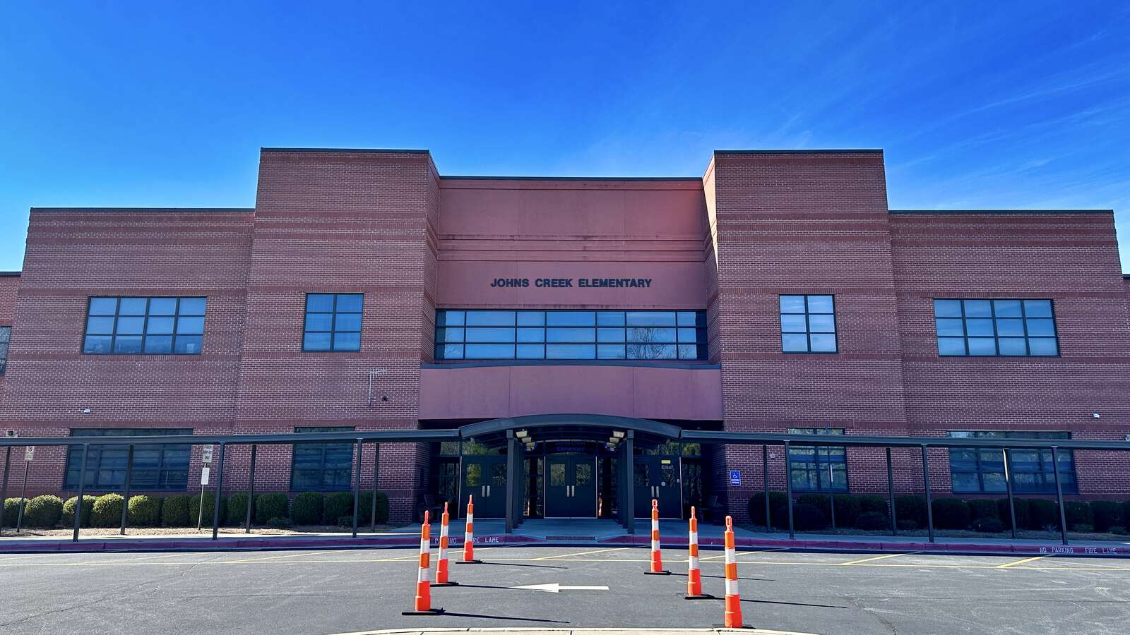 Johns Creek Elementary School in Suwanee Georgia Hero Image